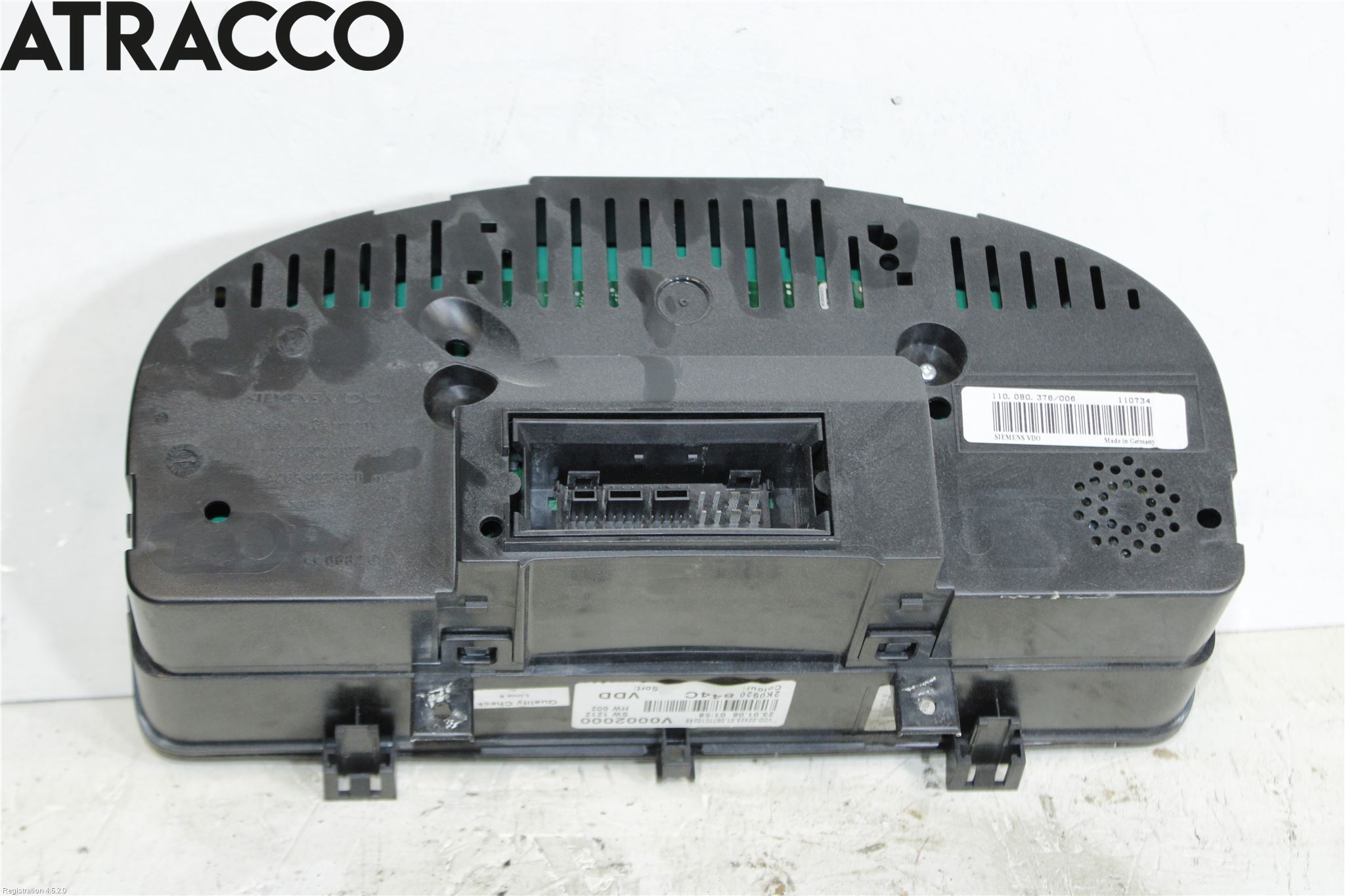 Volkswagen VW CADDY      04-10 Instrument Komb