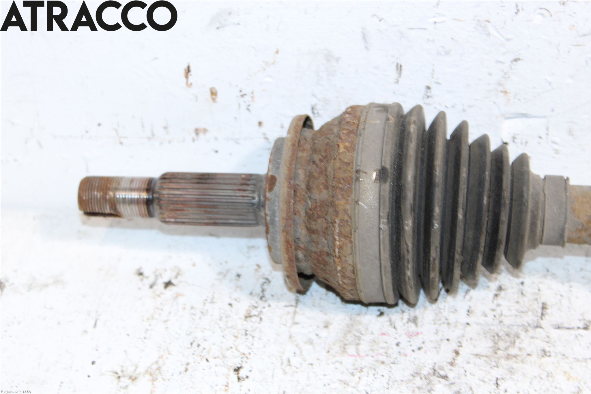 Toyota RAV4 13-18 Drivaxel Fram Vänster