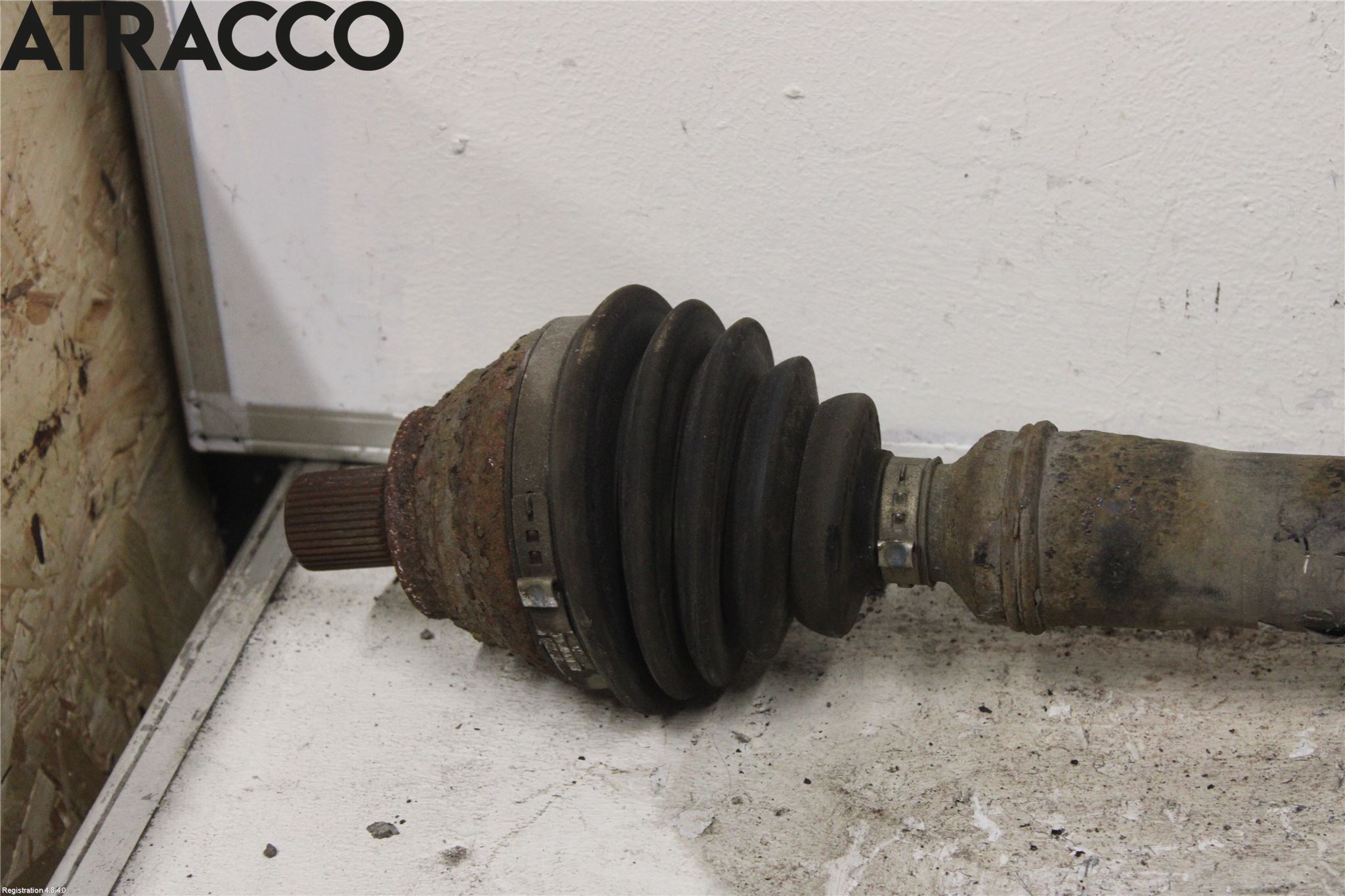 Volkswagen VW GOLF VI 09-13 Drivaxel Fram Höger