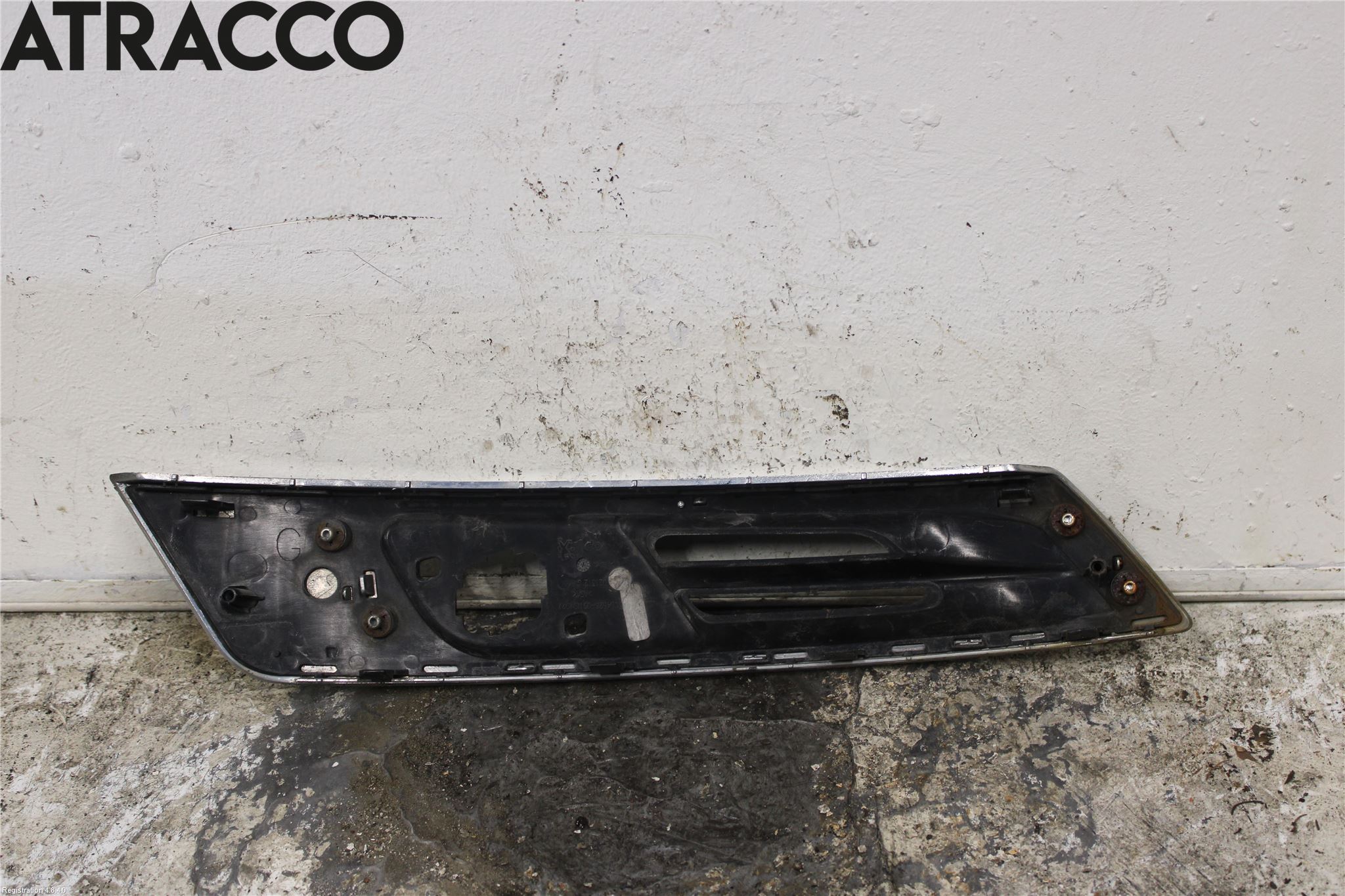 Peugeot 5008 10-16 Strålkastarsarg Vänster