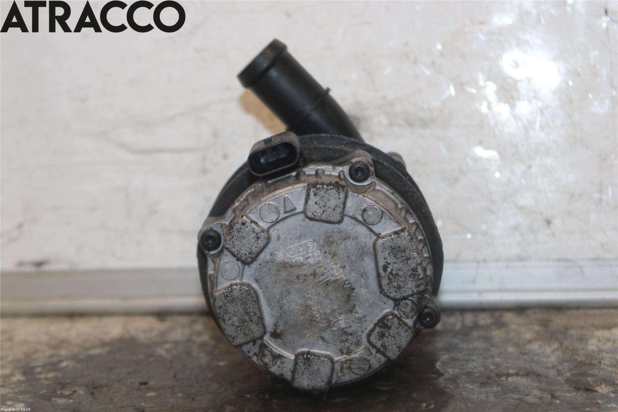 Volkswagen VW PASSAT 15-19 Vattenpump