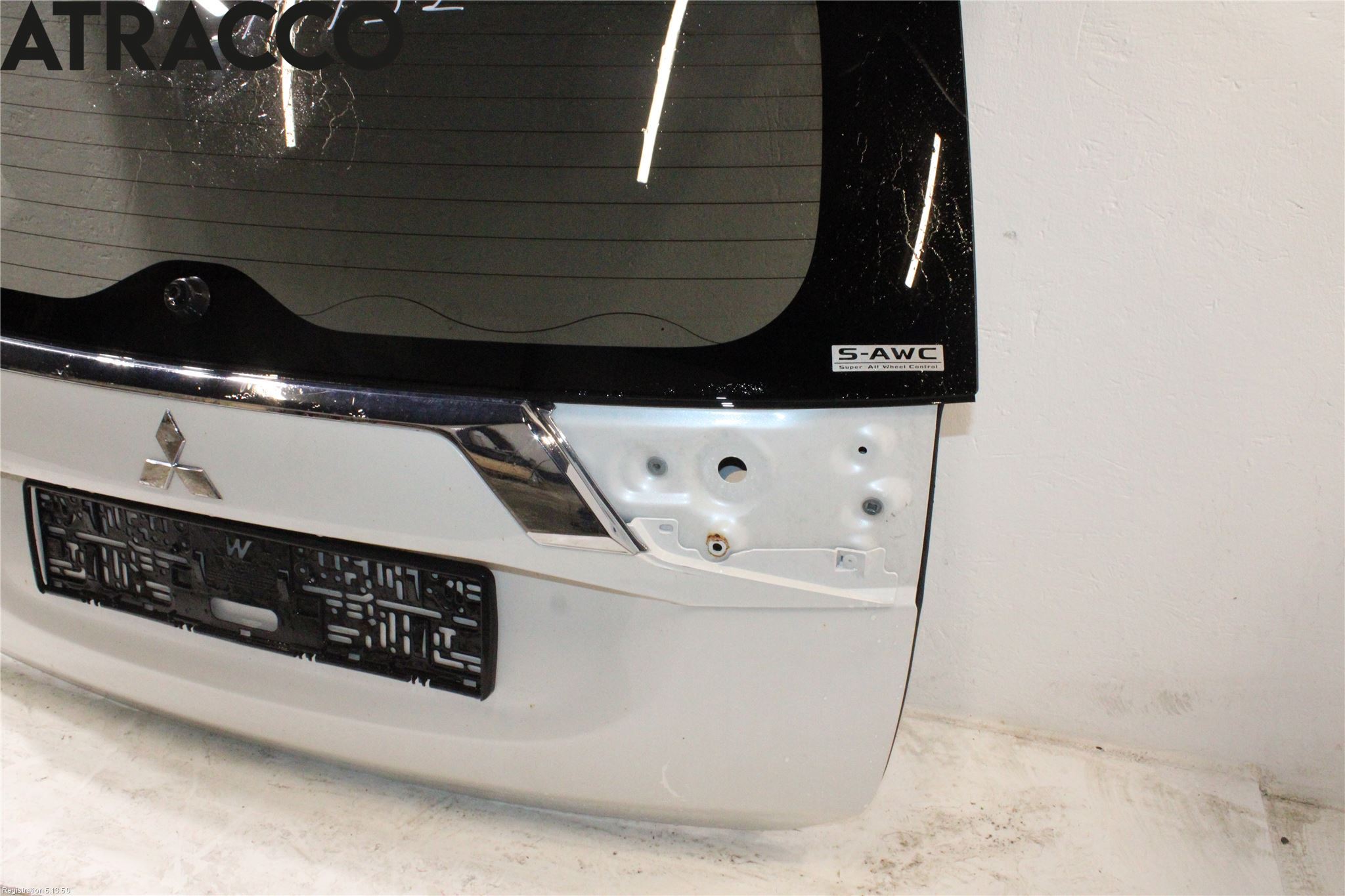 Mitsubishi OUTLANDER 13-21 Baklucka Cc-Kombi-Sedan