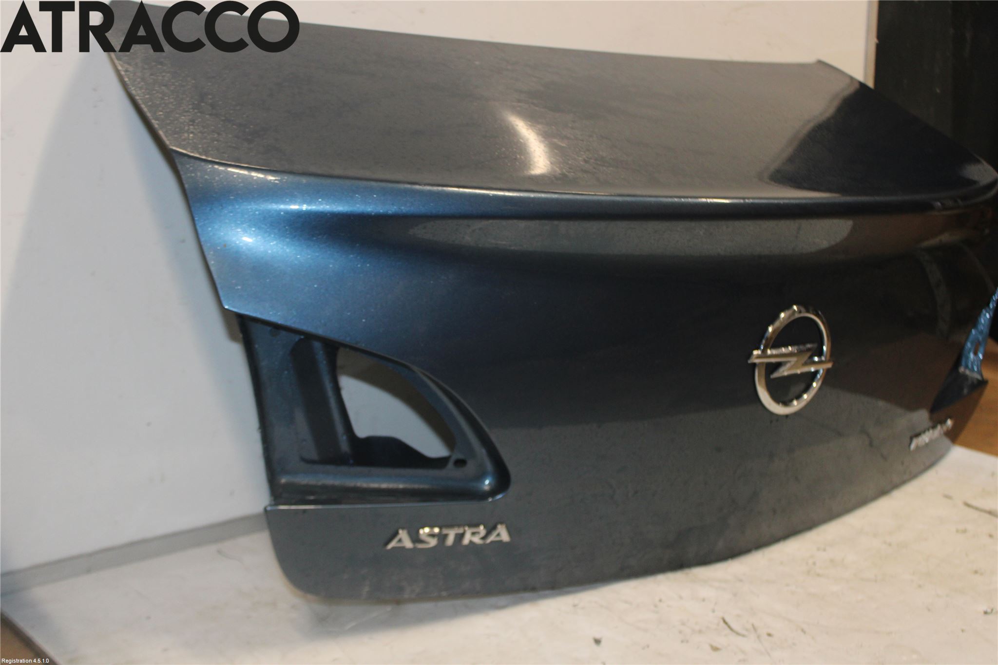 Opel INSIGNIA 09-16 Baklucka (Ej Med Ruta)