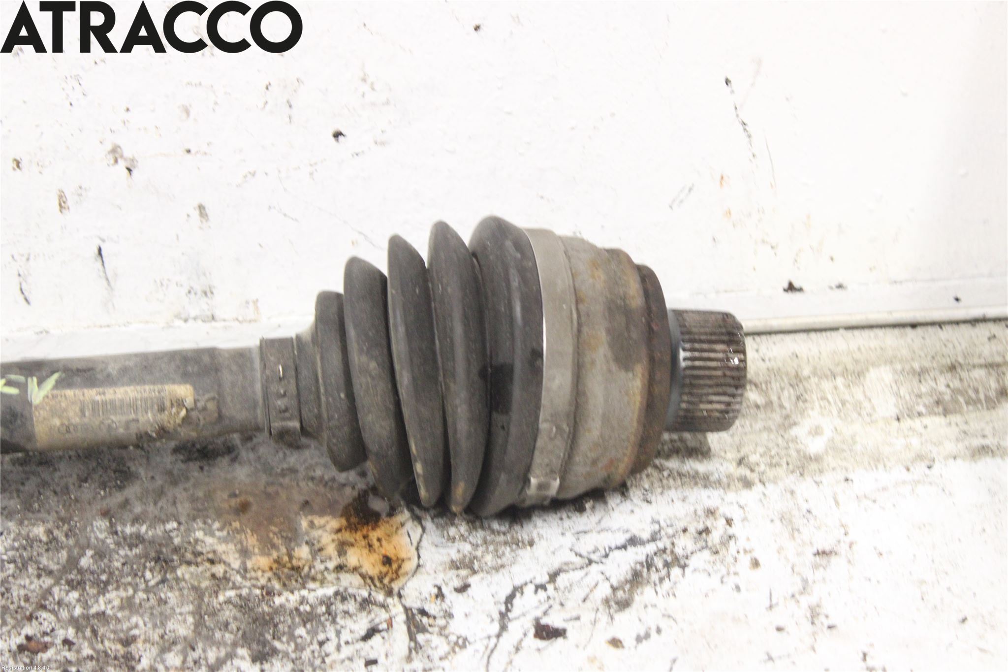 Audi A6 ALLROAD 12-18 Drivaxel Fram Vänster