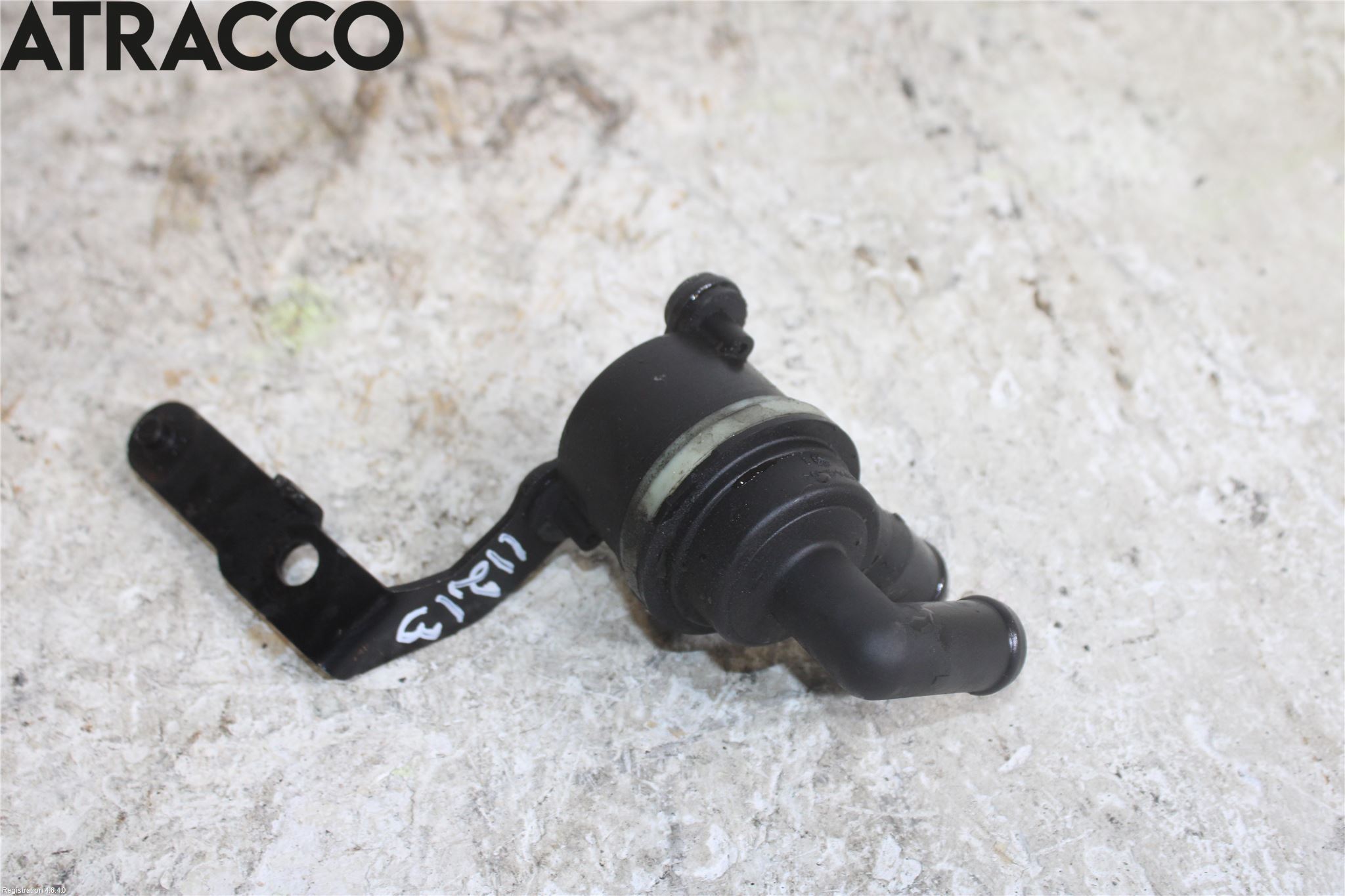 Volkswagen VW TOURAN 10-15 Vattenpump