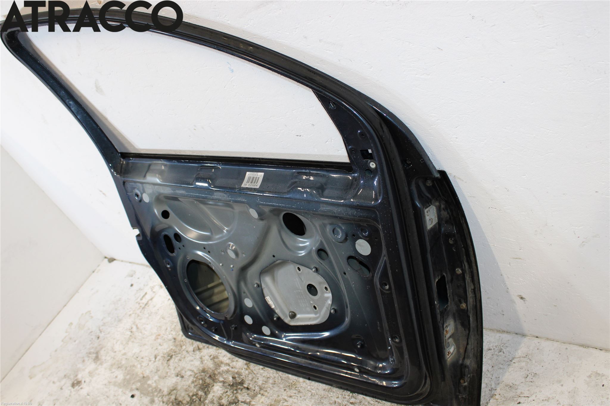 Volkswagen VW GOLF V 04-09 Dörr Fram Vänster