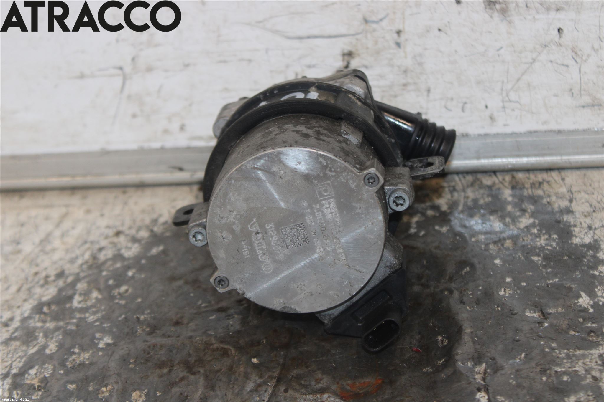 Volvo V60 14-18 Vattenpump