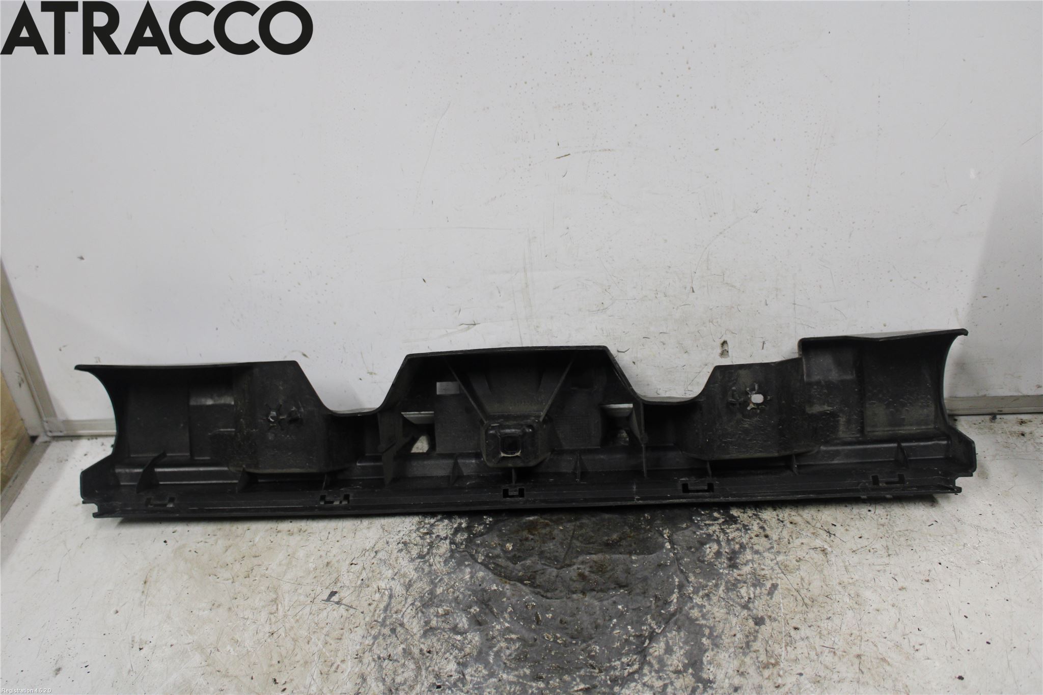 Citroen C4 I   05-10 Stötfångardel Bak Mitt