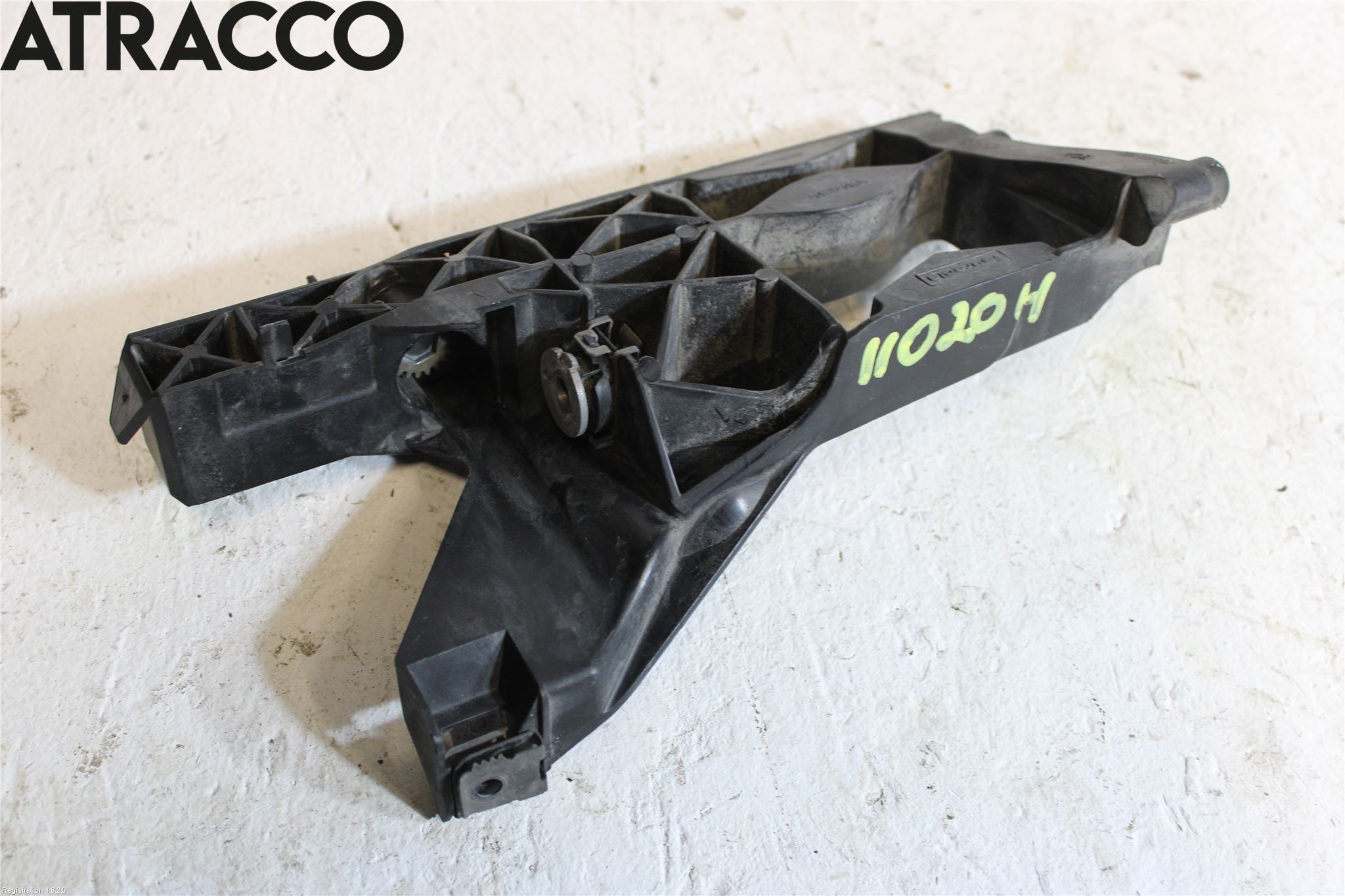 Audi A6/S6 4G 11-18 Dimljussarg Fram