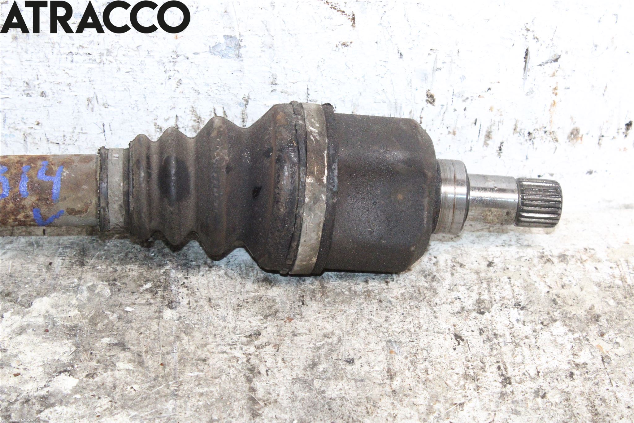 Peugeot 5008 10-16 Drivaxel Fram Vänster