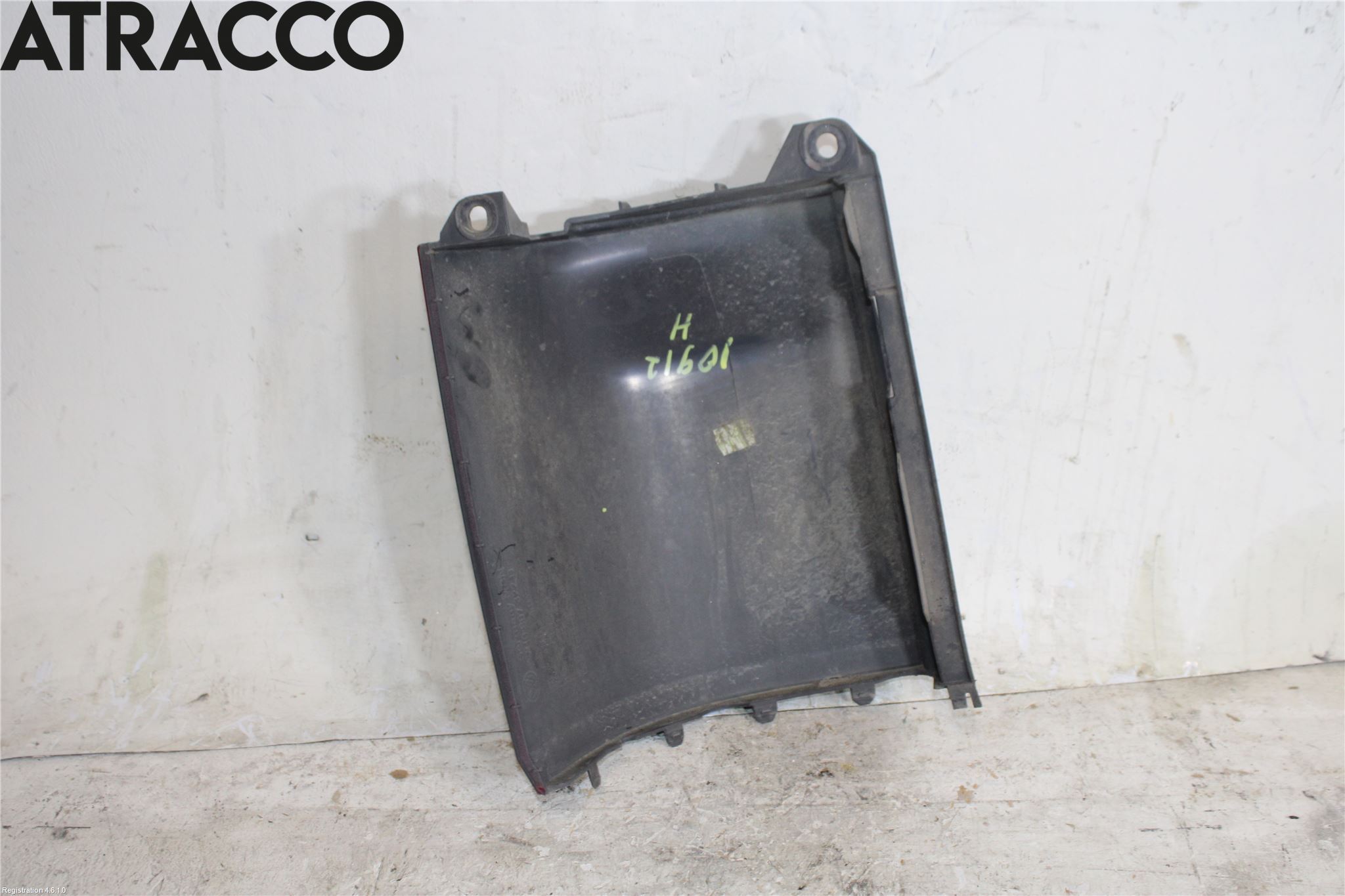 Volkswagen VW TRANSP/CARAVELLE (T5) 04-15 Stötfångardel Bak Hö