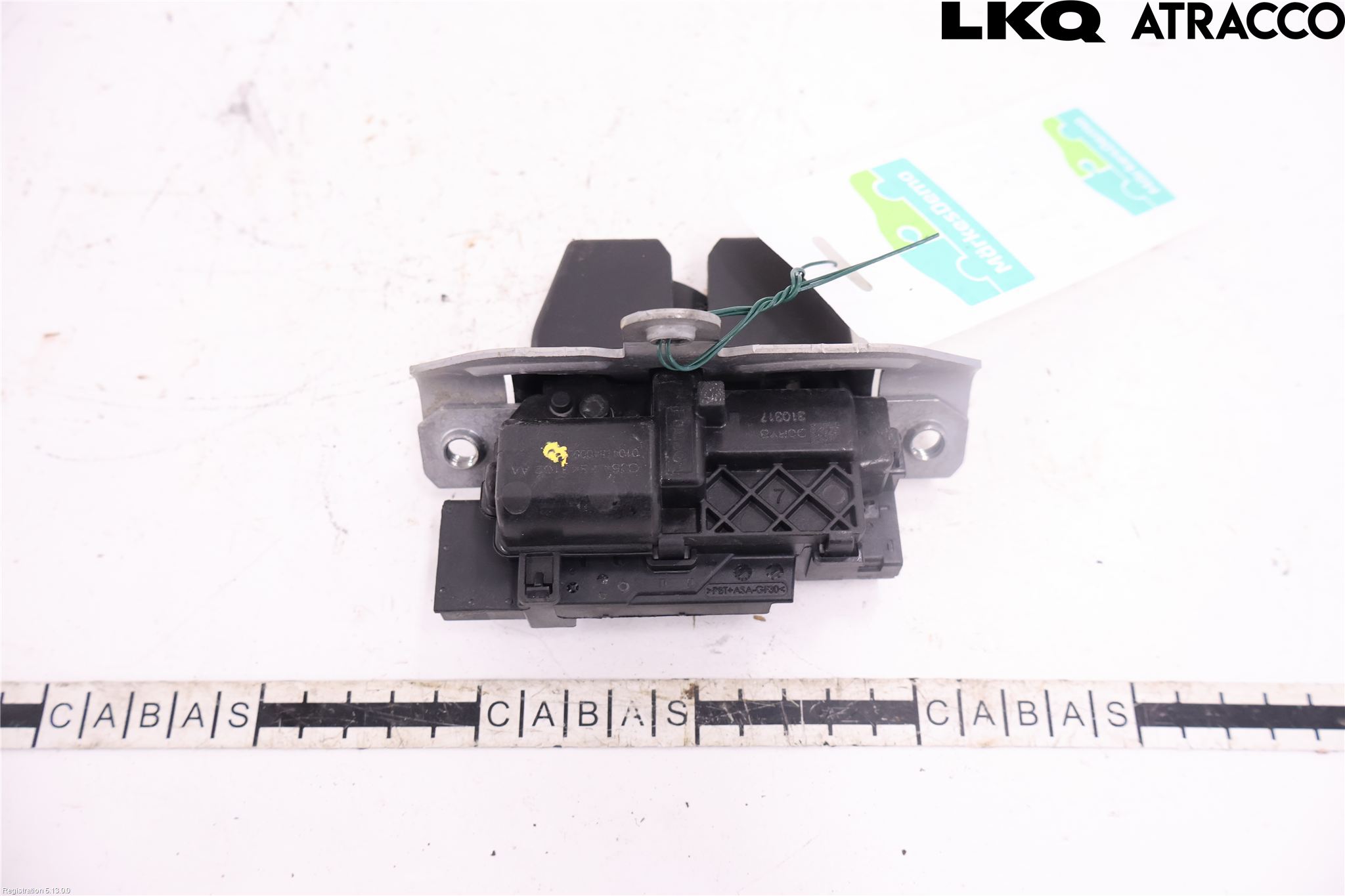 Ford KUGA 17-19 Låskista Baklucka