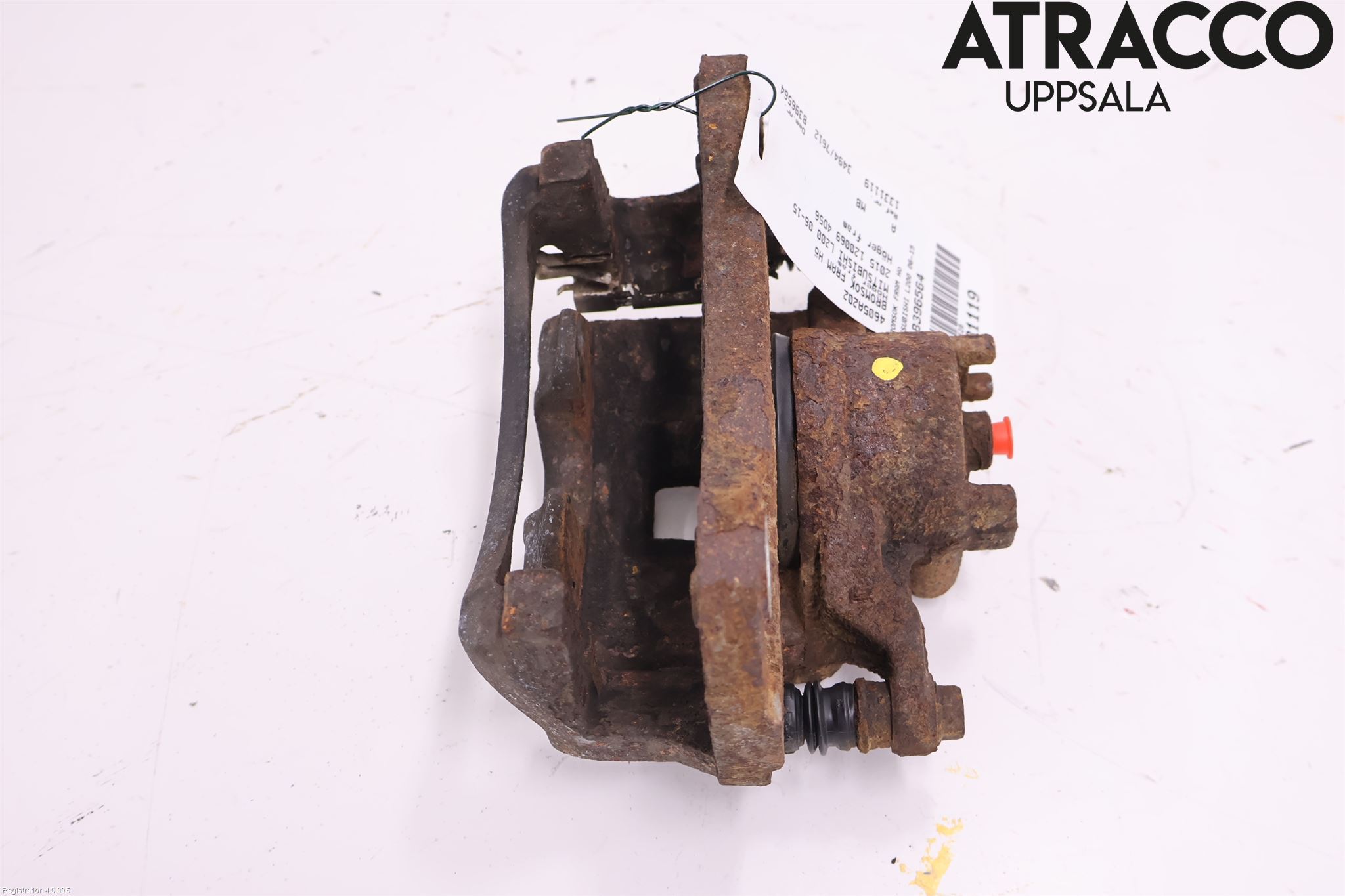 Mitsubishi L200 06-15 Bromsok Fram Höger