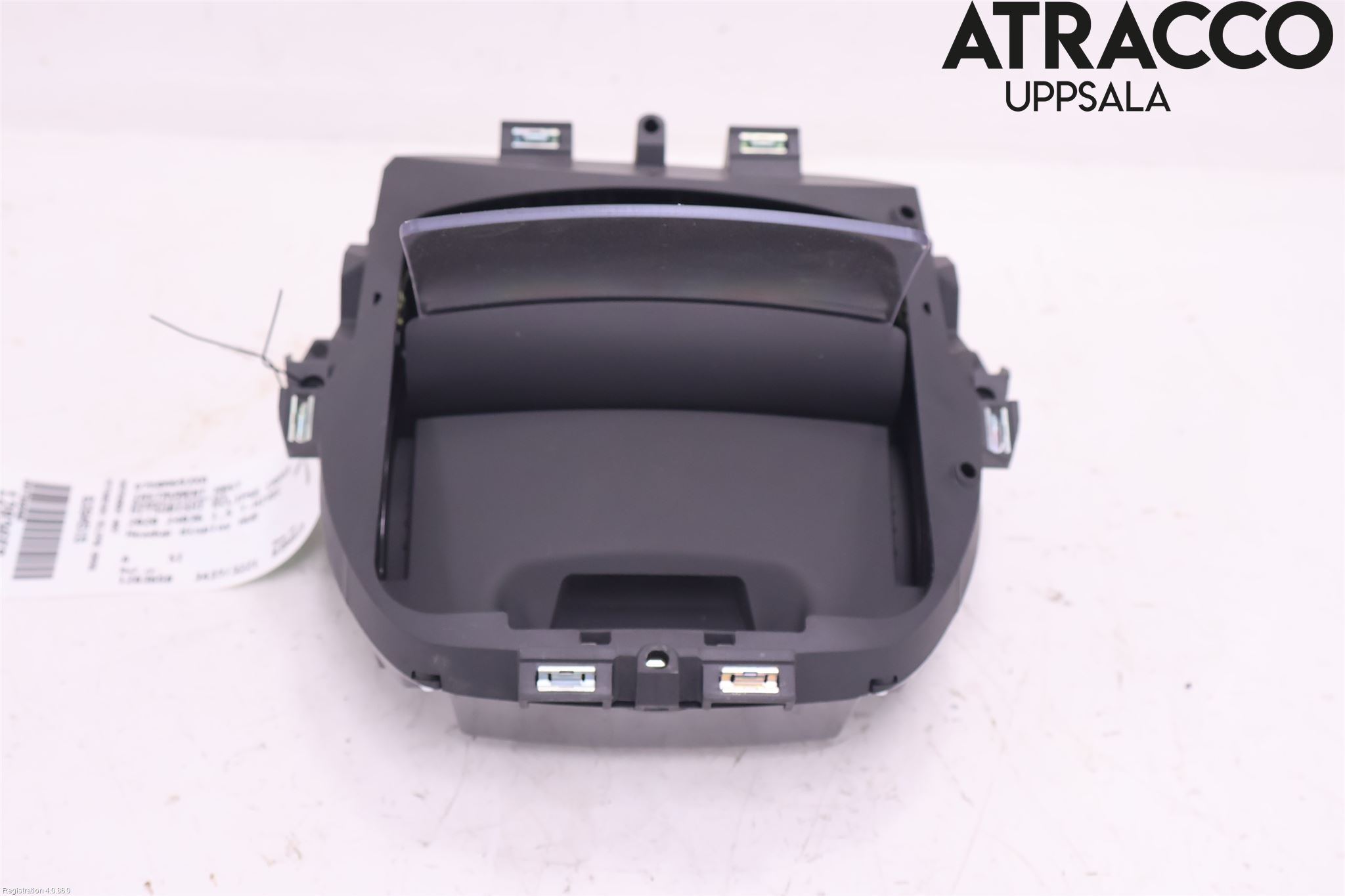 Mitsubishi ECLIPS CROSS Instrument Hast