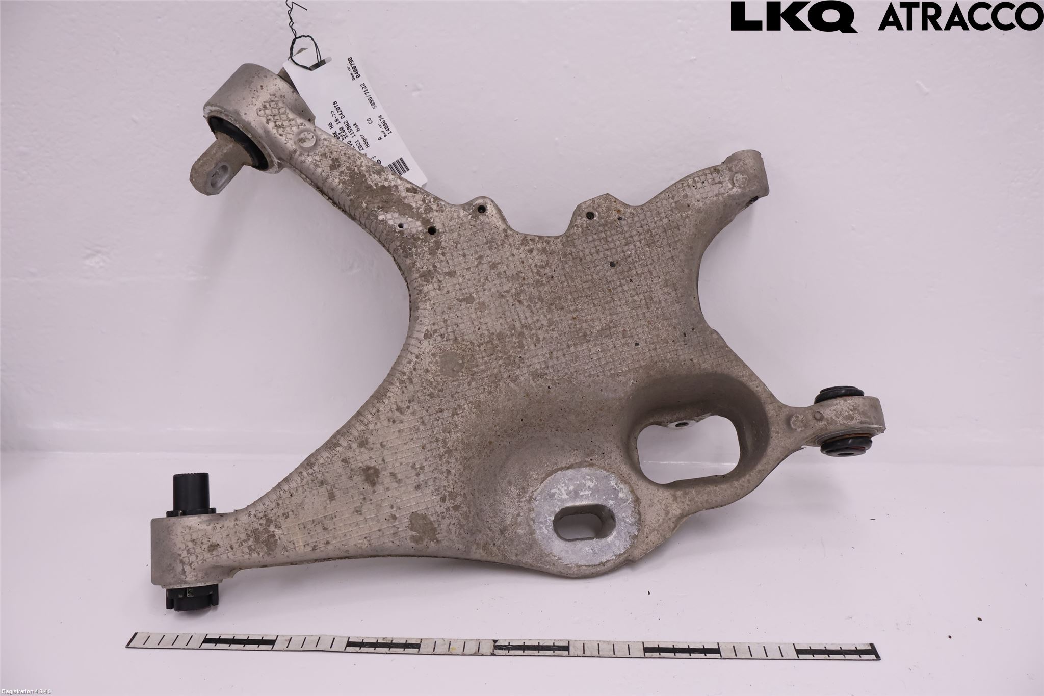 Volvo XC60 18- Bärarm Bak Höger