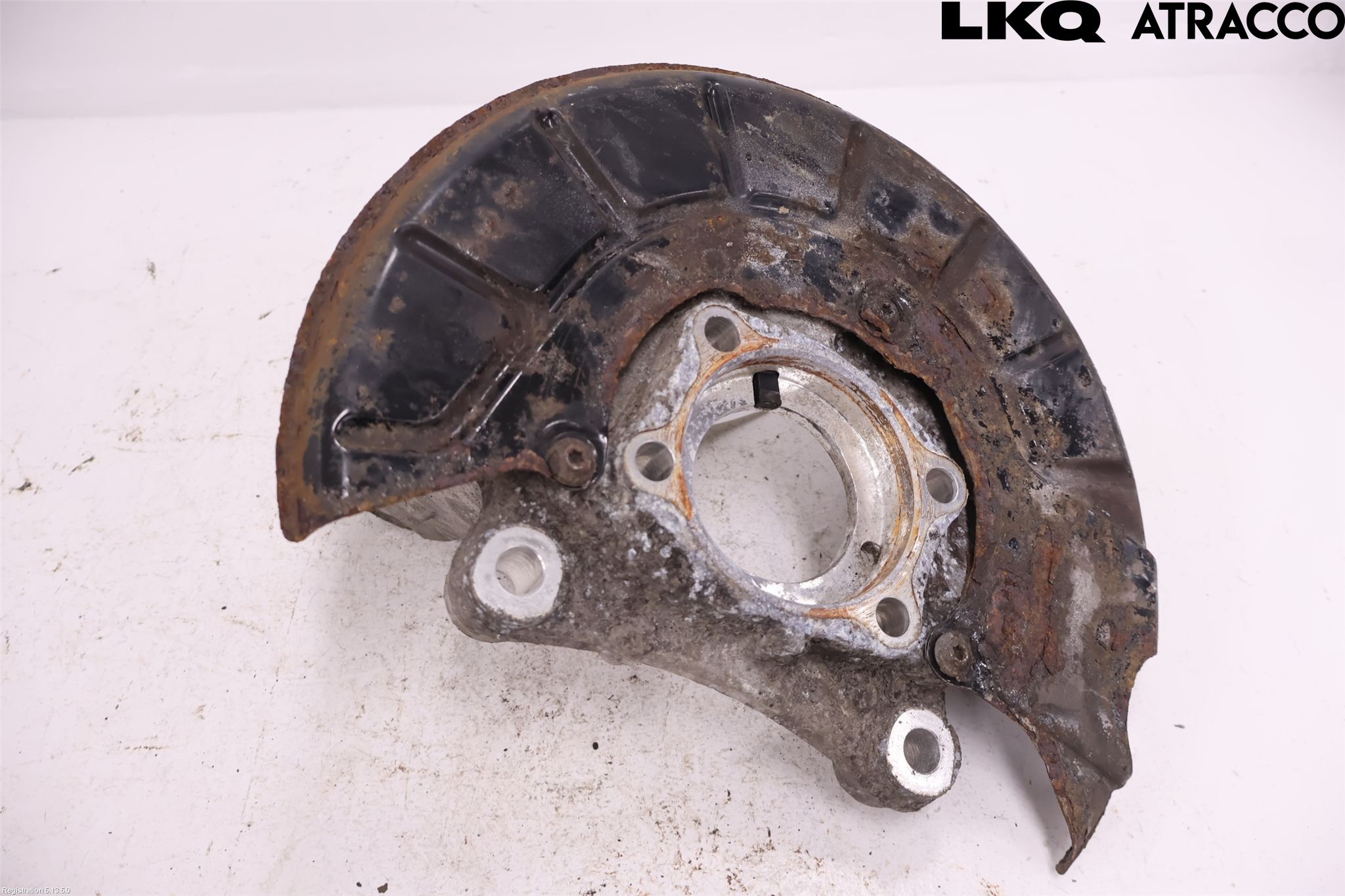 Volkswagen VW PASSAT 11-14 Styrspindel Lagerhus Vä