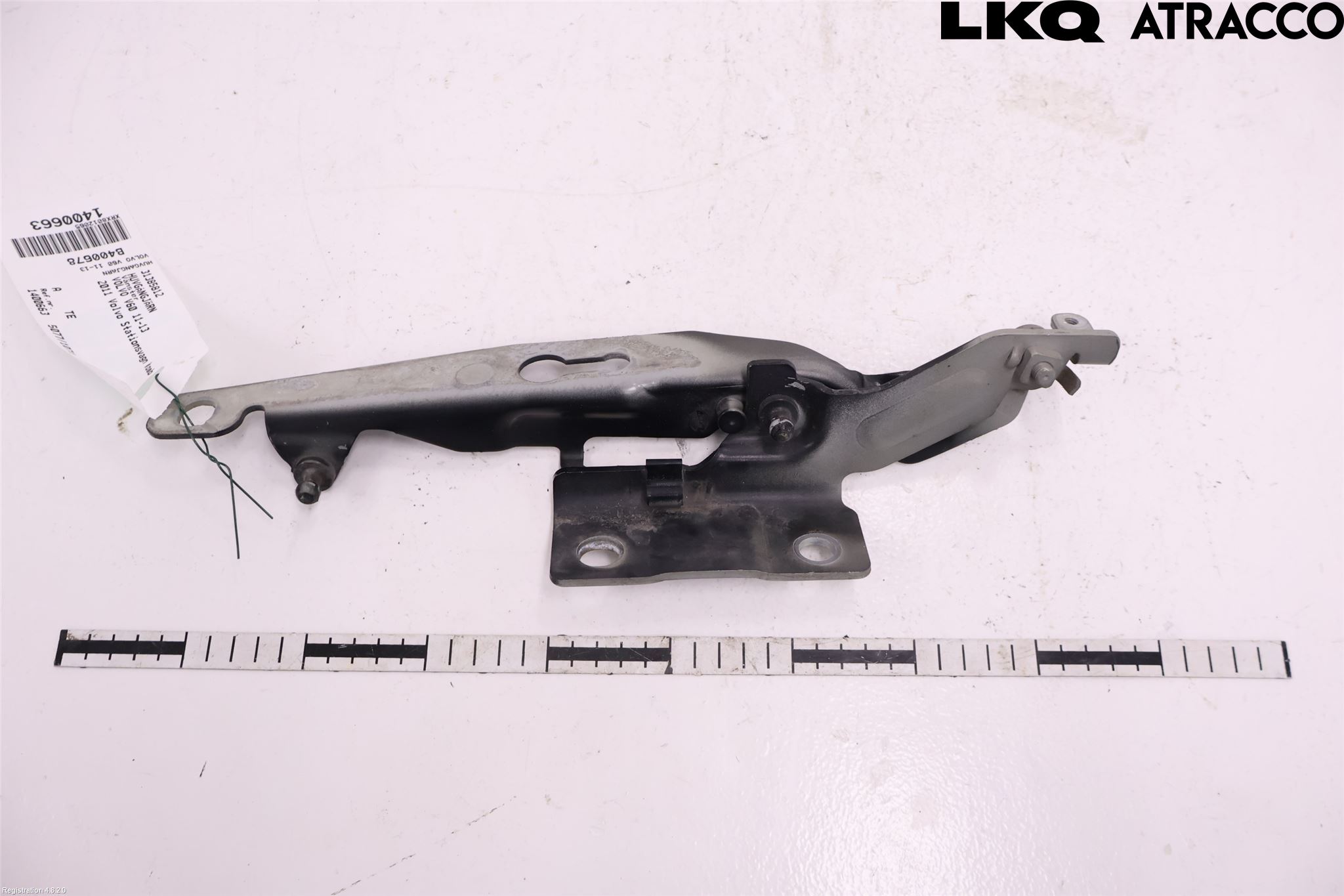 Volvo V60 11-13 Huvgångjärn