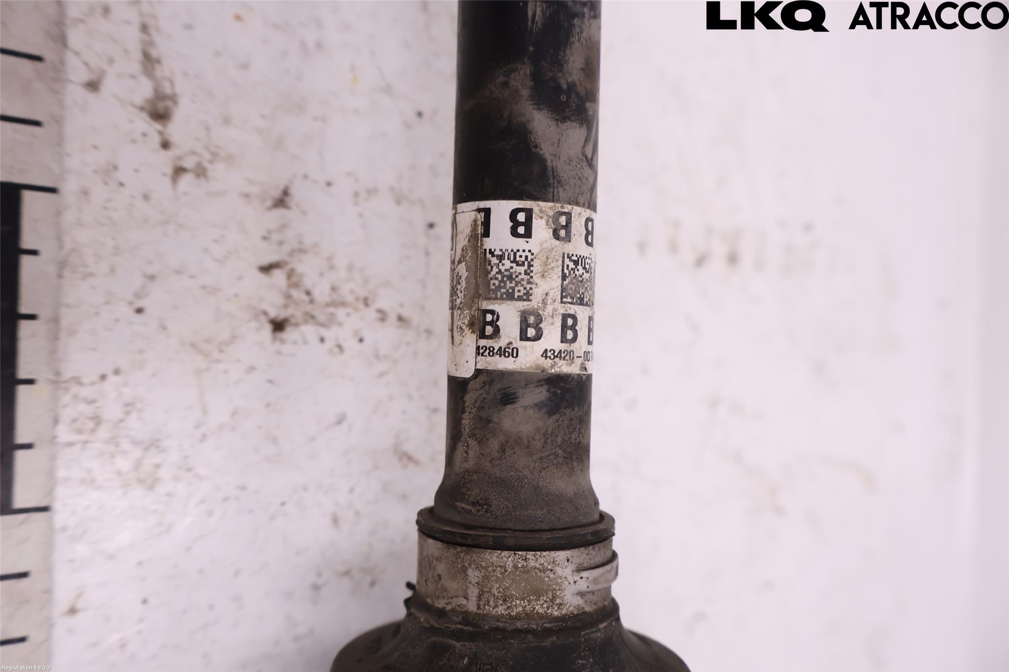 Toyota YARIS CROSS XP21 21- Drivaxel Fram Vänster