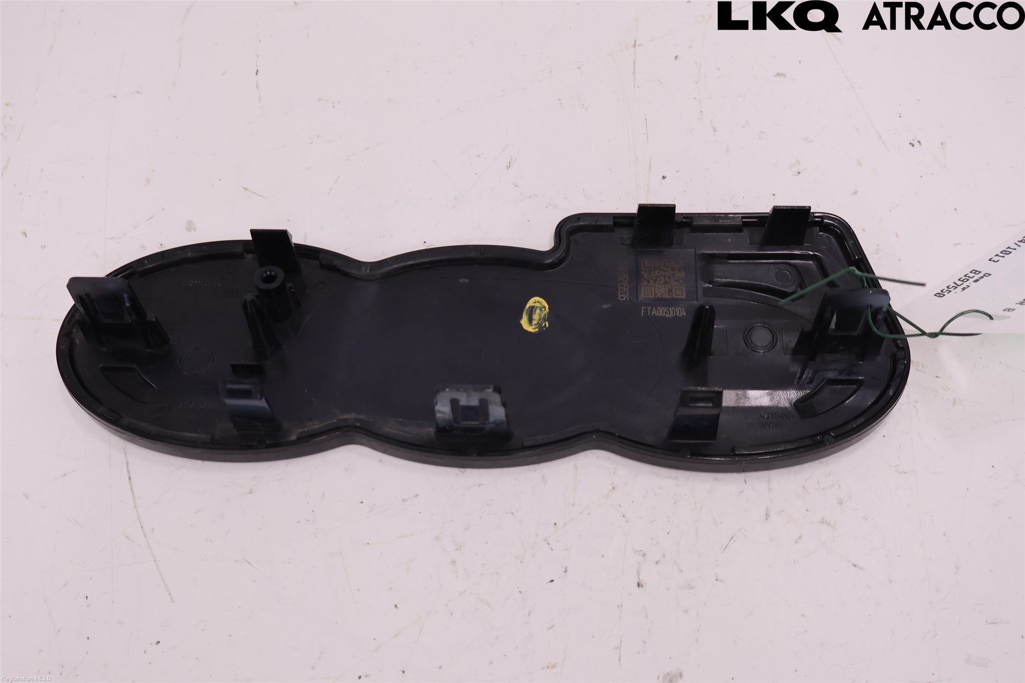 Fiat 500e 20- Emblem