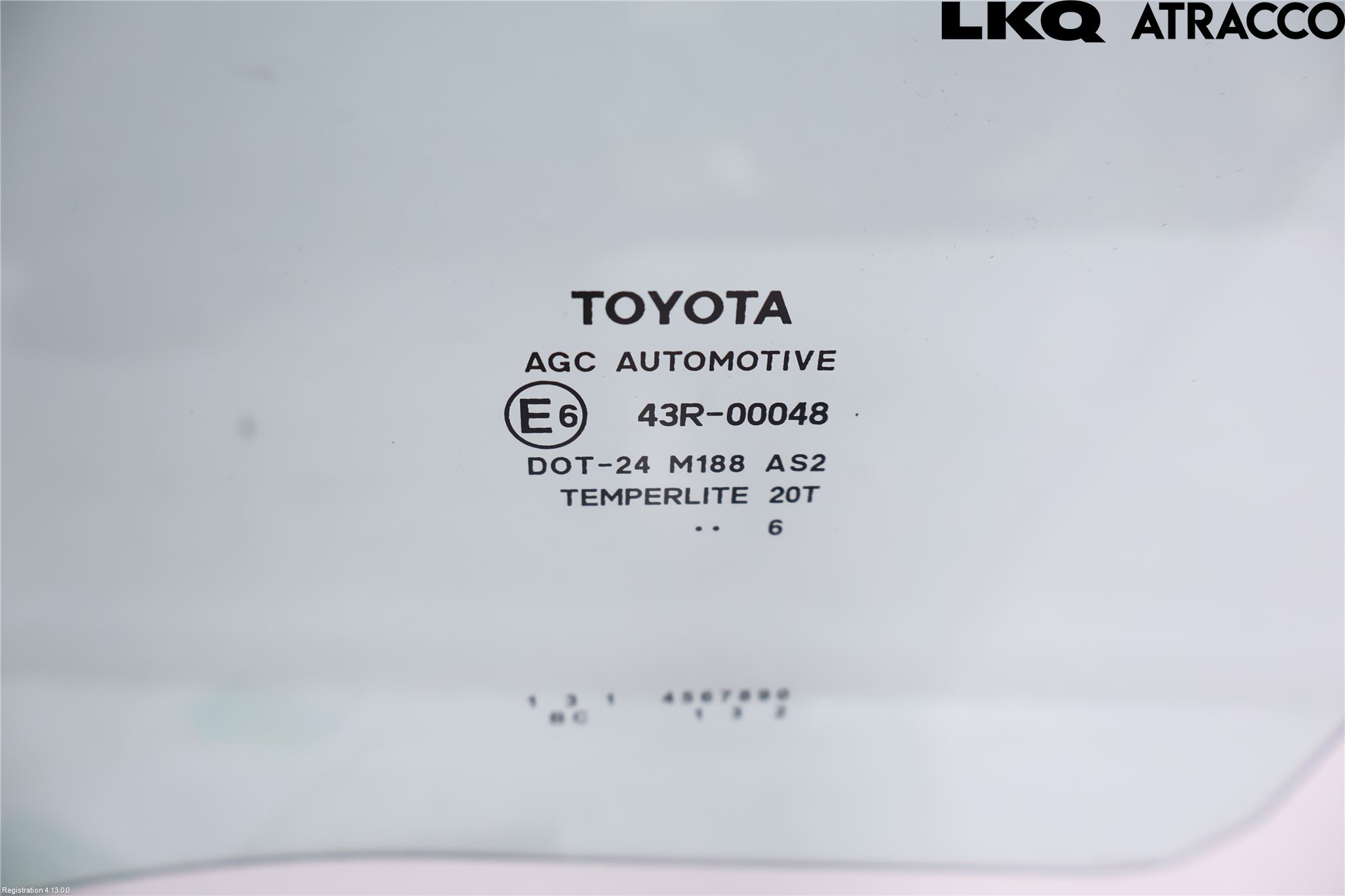 Toyota YARIS XP130 15-20 Dörruta Bak Vänster