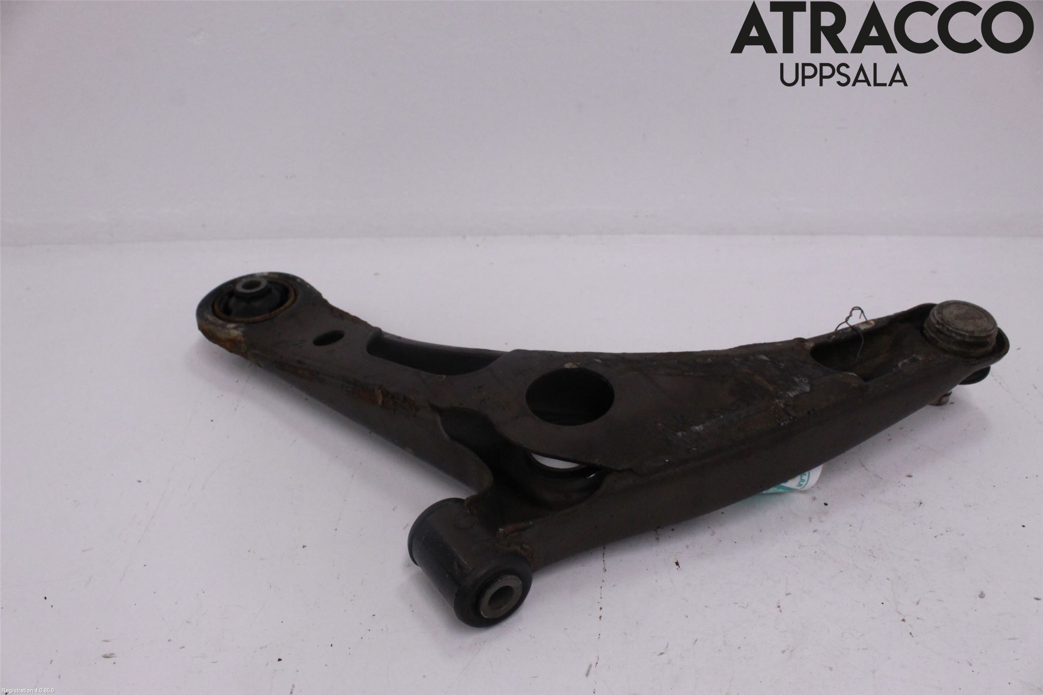 Mitsubishi OUTLANDER 13-21 Bärarm Fram Undre Hö
