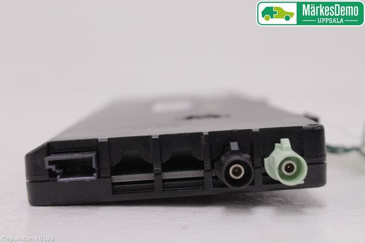 BMW X3 F25 10-17 Antennförstärkare