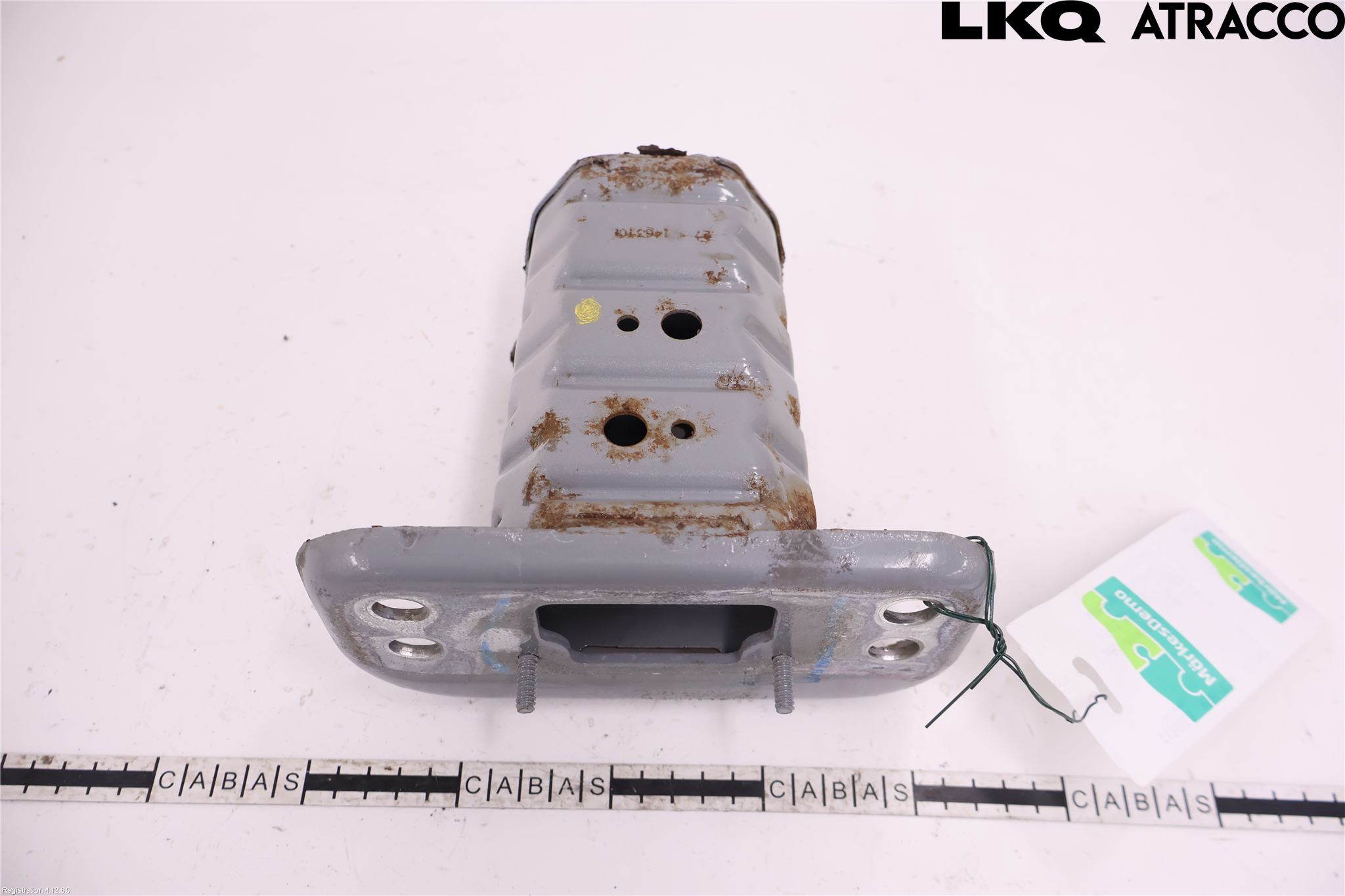 Toyota YARIS XP130 12-14 Stötfångarbärjärn Fram