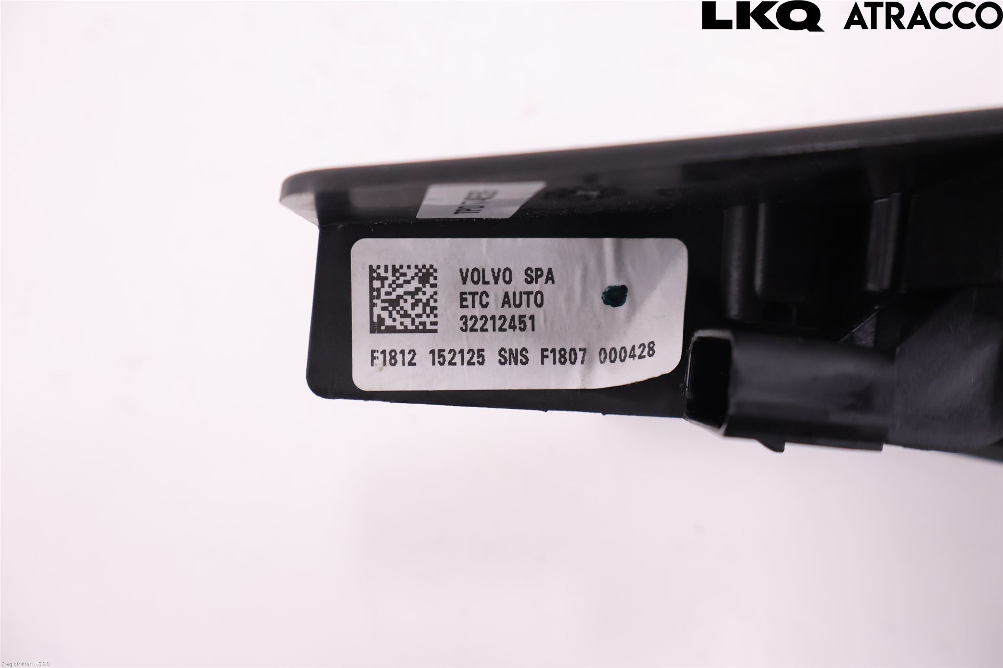 Volvo V90 17->> Gaspedal