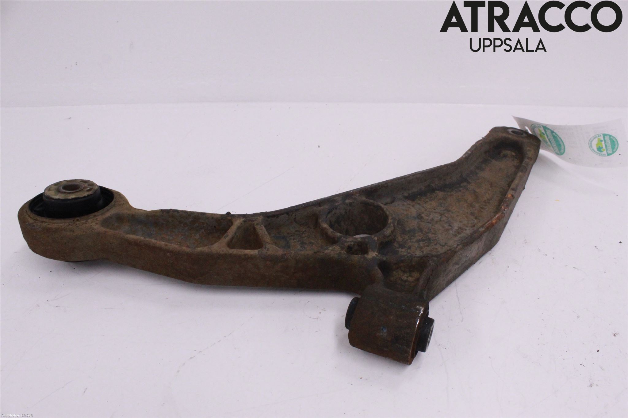 Fiat FREEMONT Bärarm Fram Undre Hö