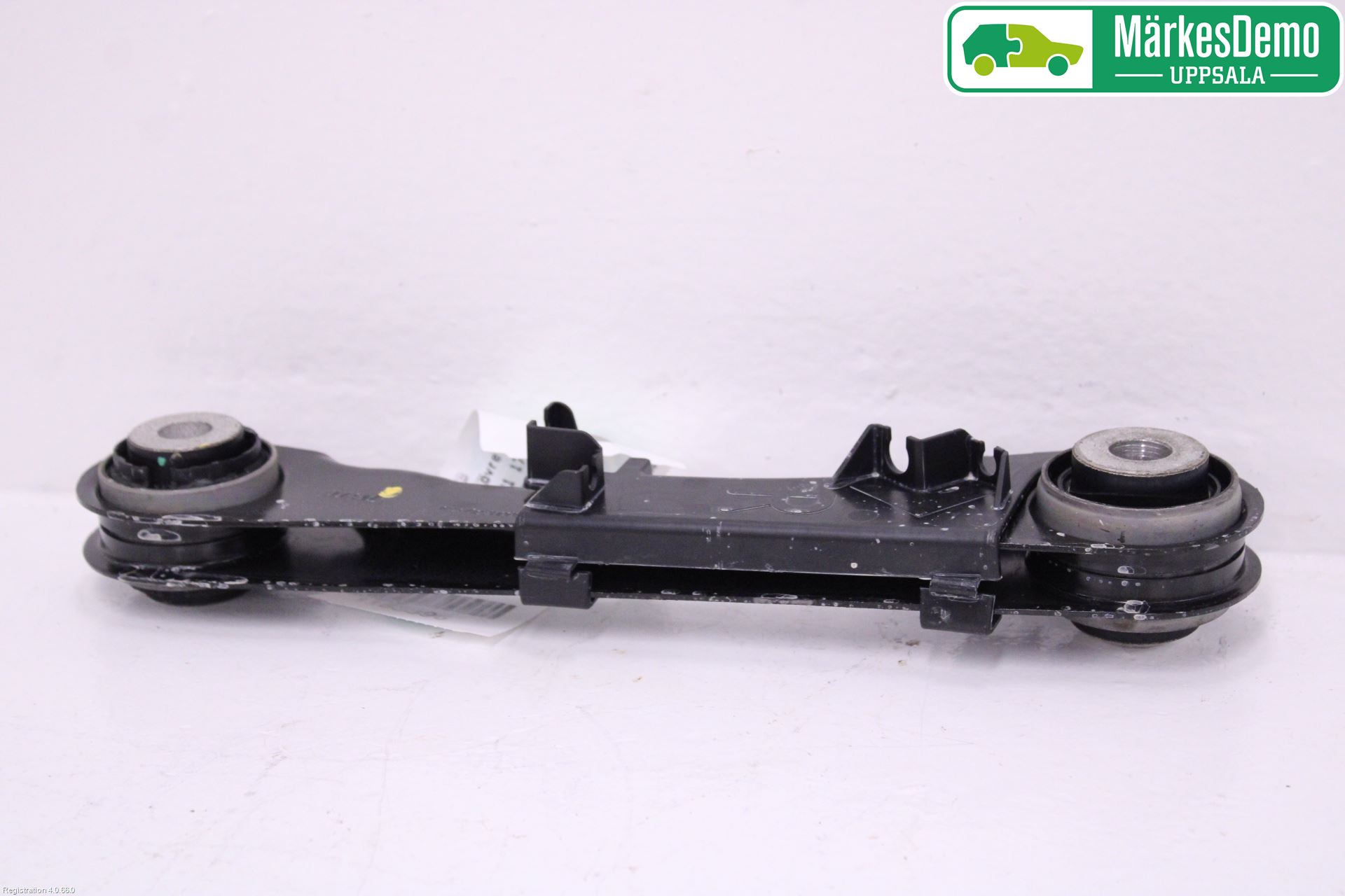BMW 5 G30/G31/F90 17-23 Bärarm Bak Övre Höger