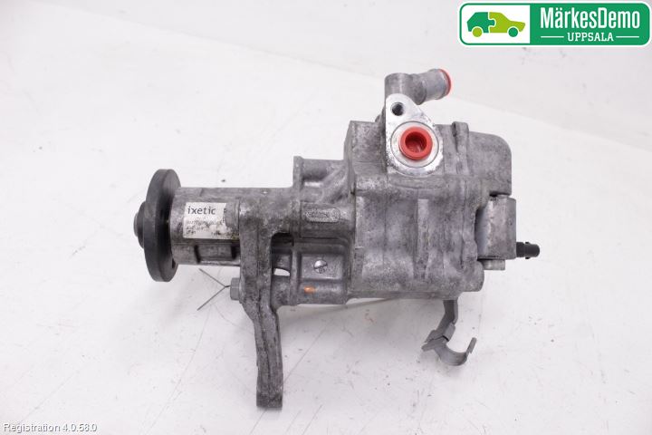 BMW 6 F12/F13 10-18 Styrservopump
