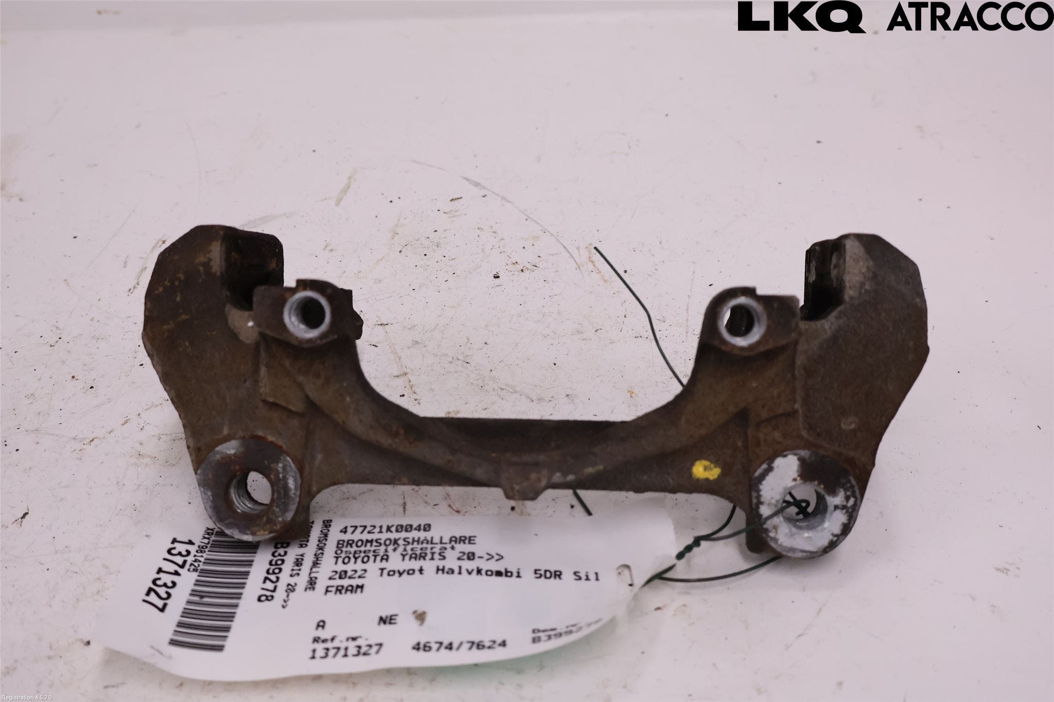 Toyota YARIS XP21 20- Bromsokshållare