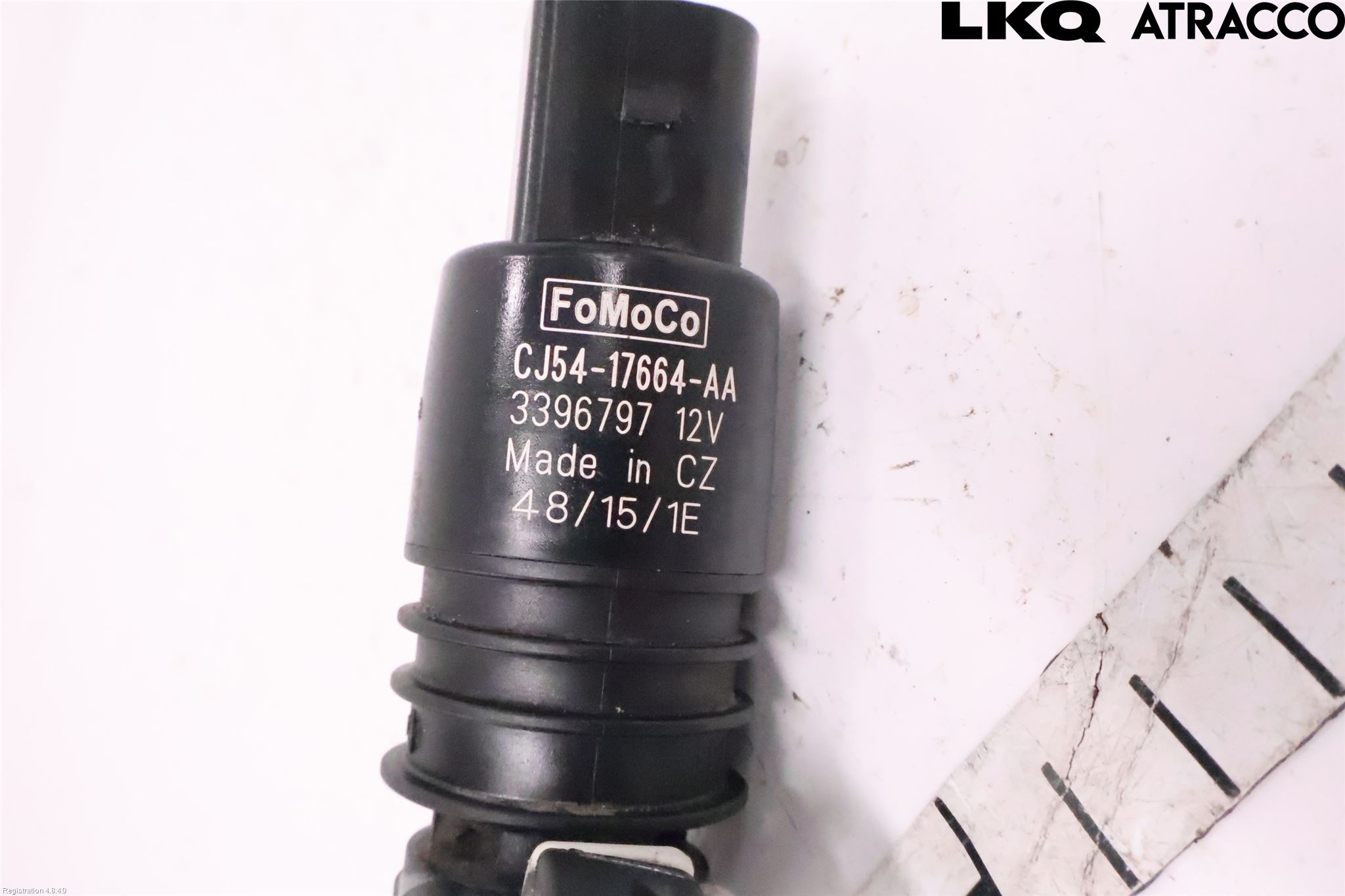 Ford KUGA 13-16 Spolarpump Vindruta