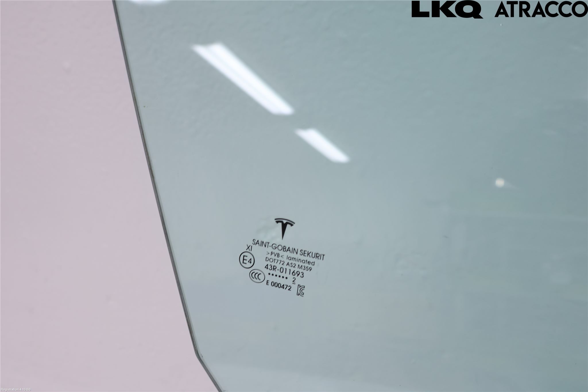 Tesla MODEL 3 17- Dörruta Fram Höger