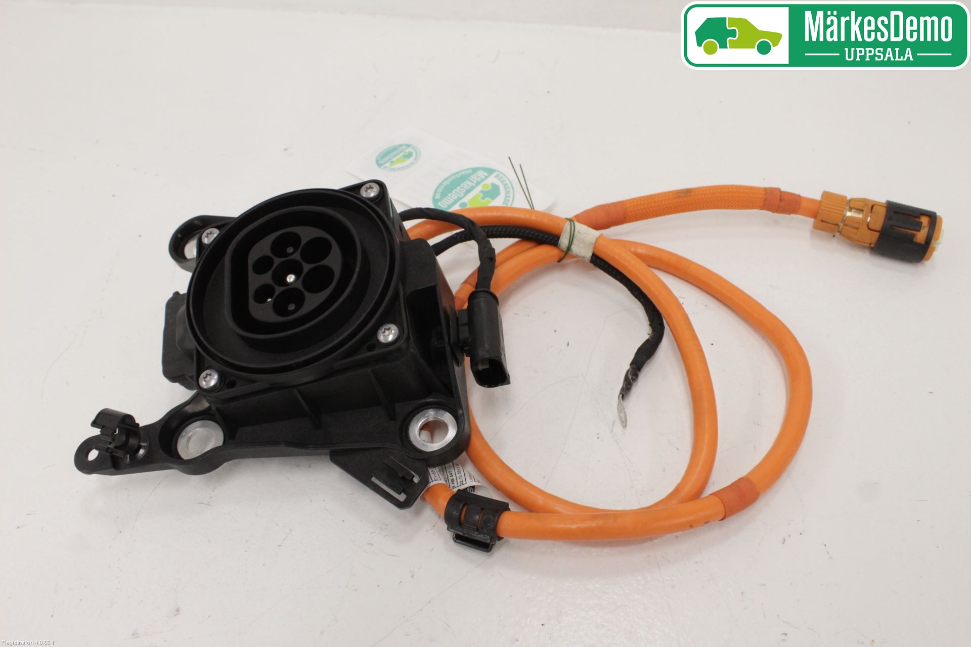 BMW 5 G30/G31/F90 17-23 Batteriladdare Högspänning