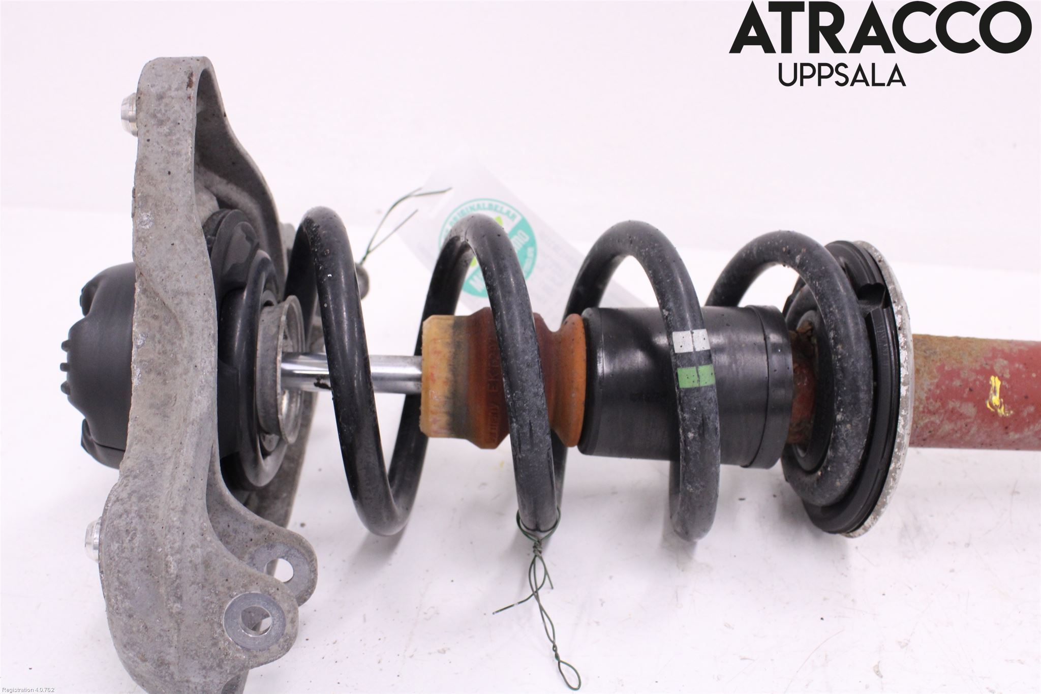 Audi A4/S4 05-07 Fjäderben Fram Vänster