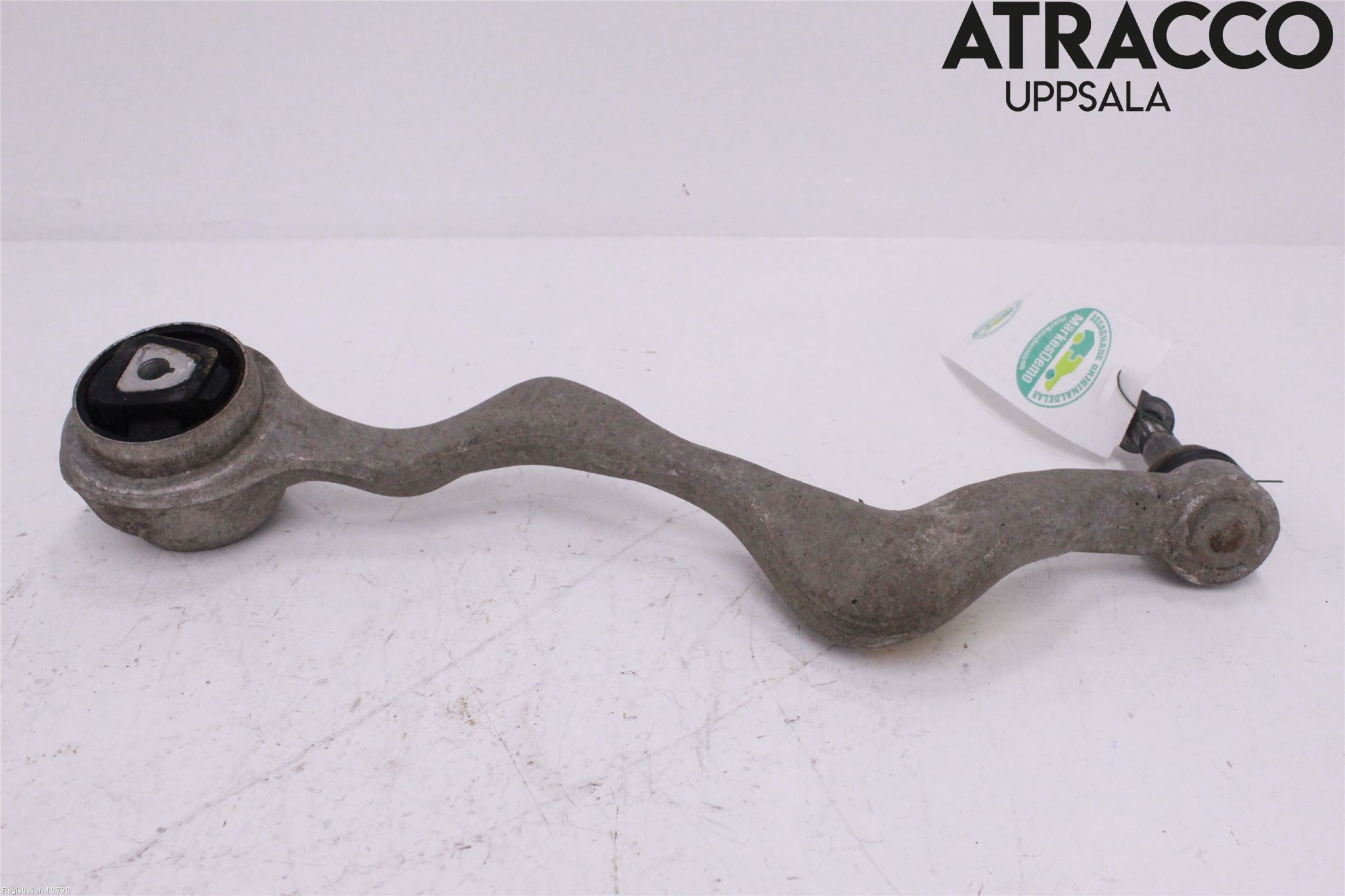 BMW 1 E87/81 5D/3D 03-11 Bärarm Fram Undre Vä