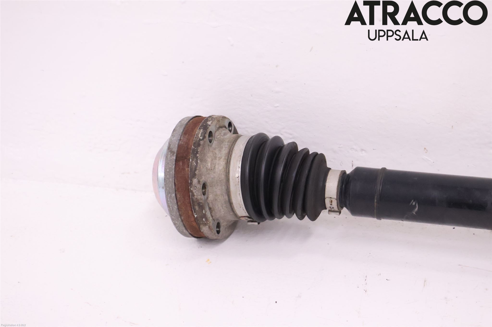 Volkswagen VW CADDY 11-15 Drivaxel Fram Höger
