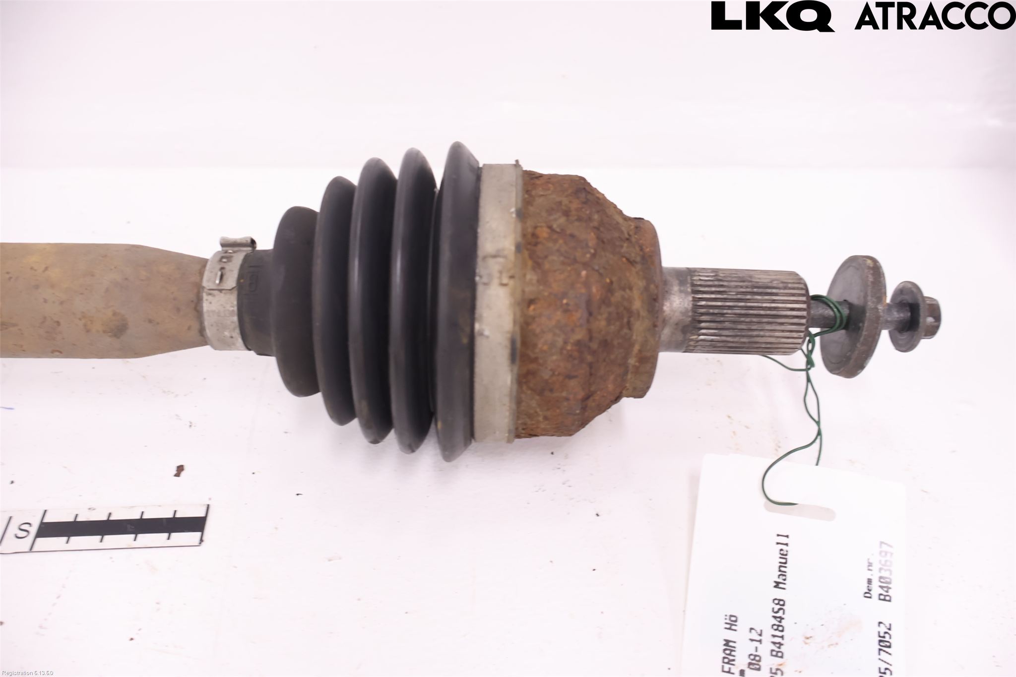 Volvo V50 08-12 Drivaxel Fram Höger