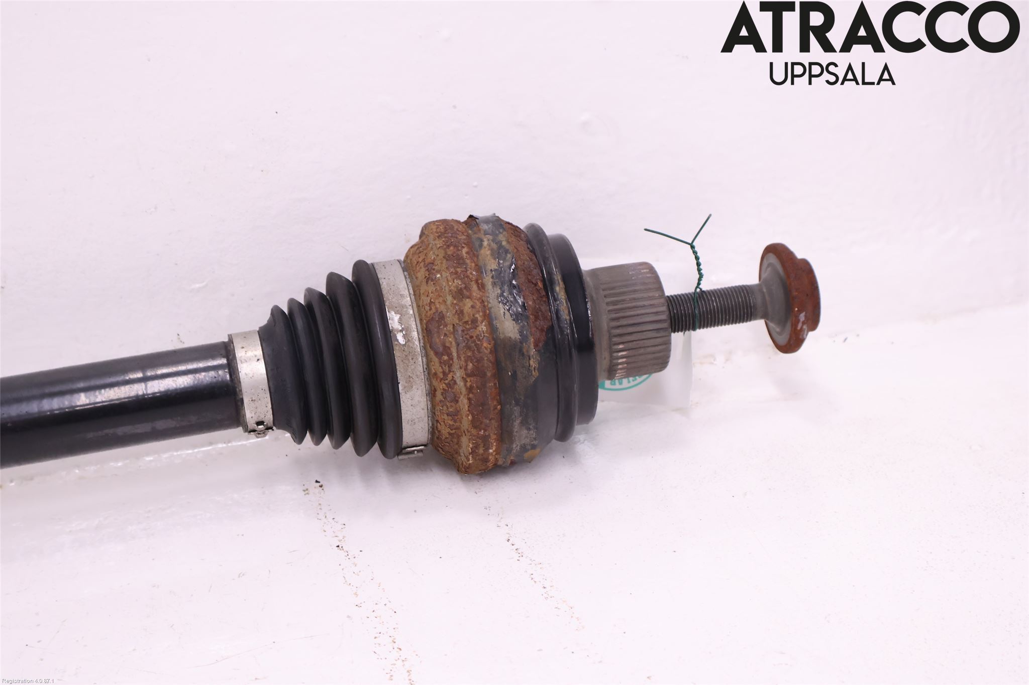 Porsche MACAN/EV 14- Drivaxel Bak Vänster