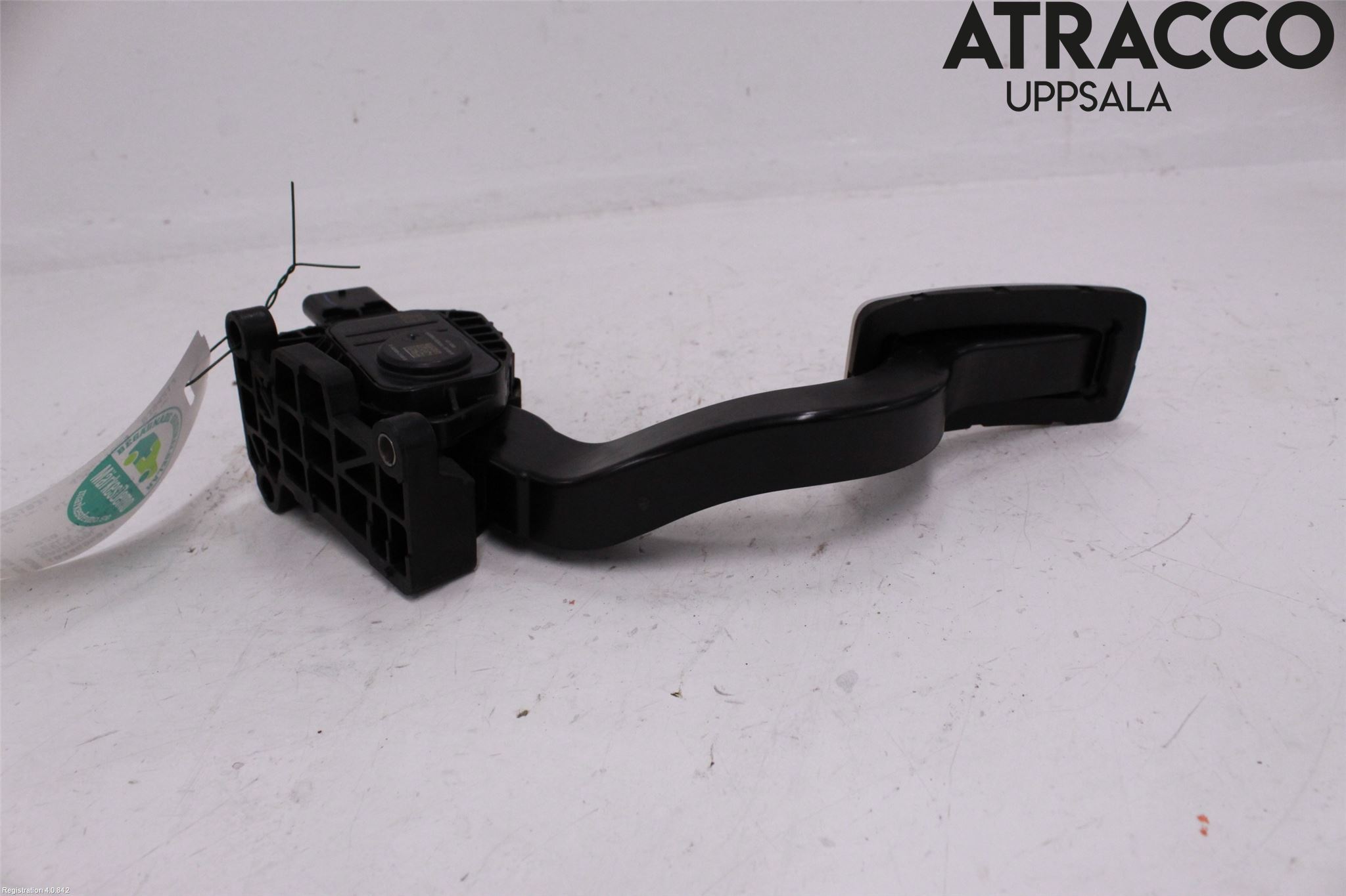 Tesla MODEL 3 17- Gaspedal