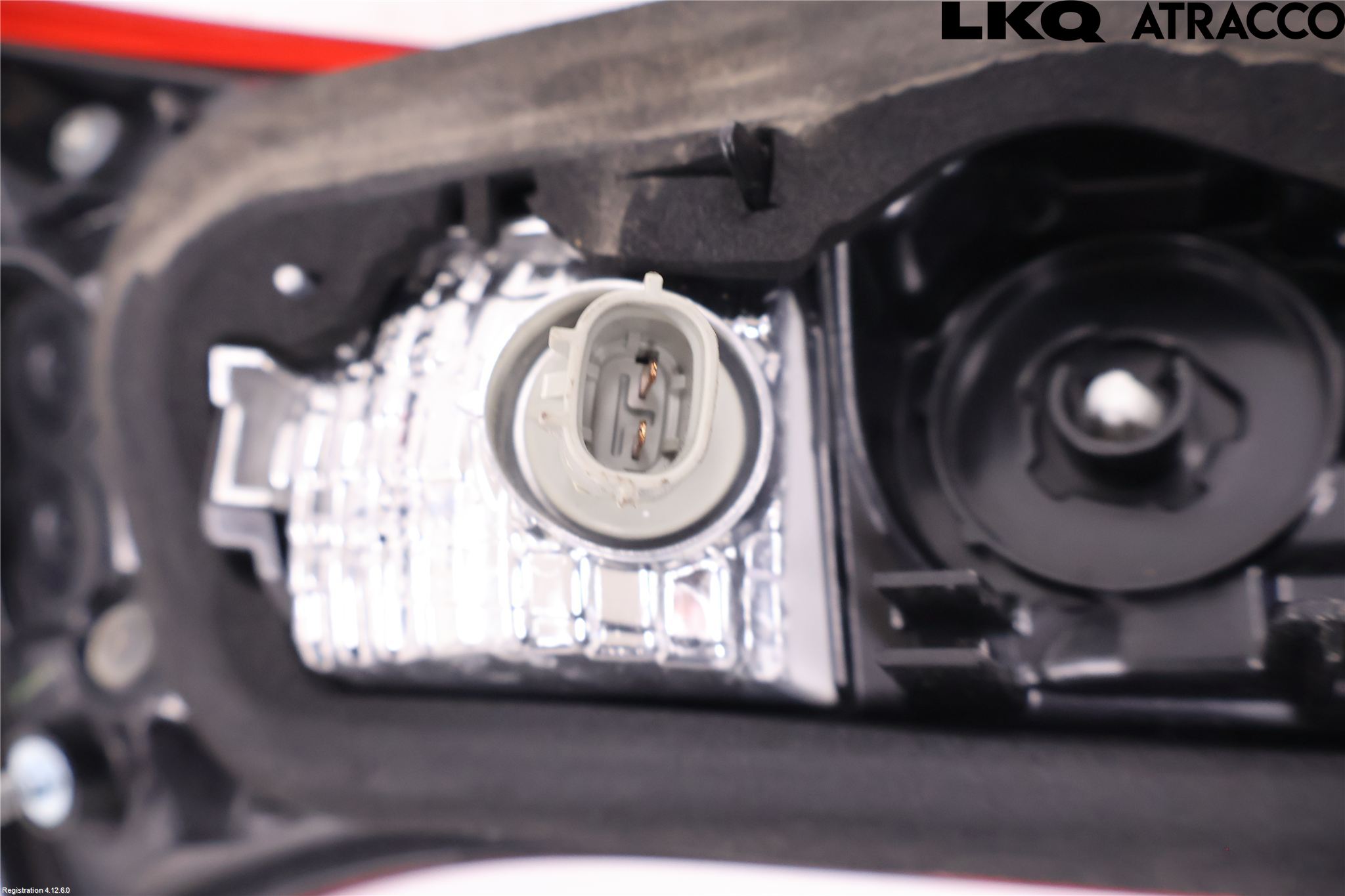 Toyota YARIS XP130 15-20 Bakljus Lucka Hö