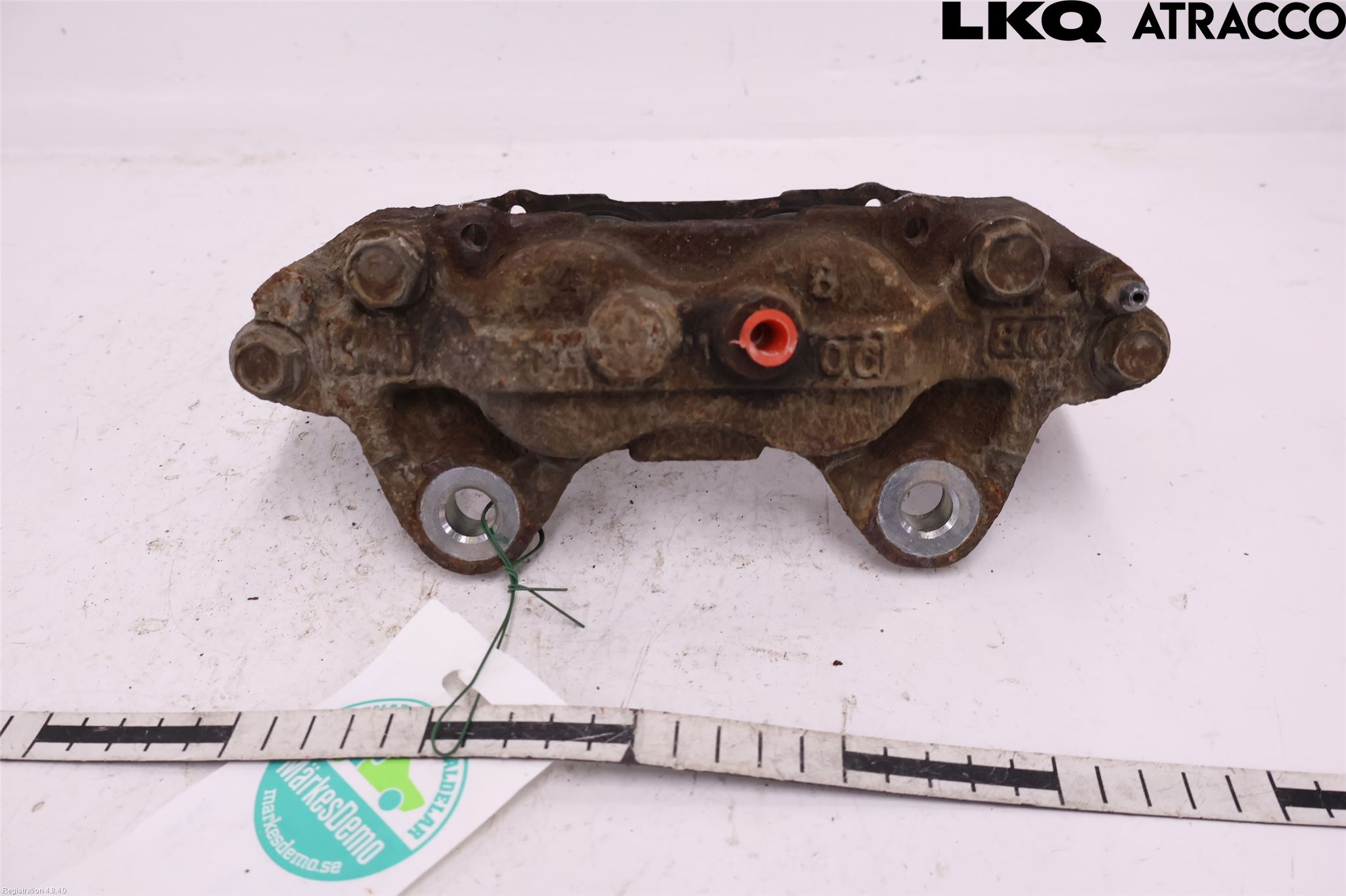 Toyota HILUX 16- Bromsok Fram Höger