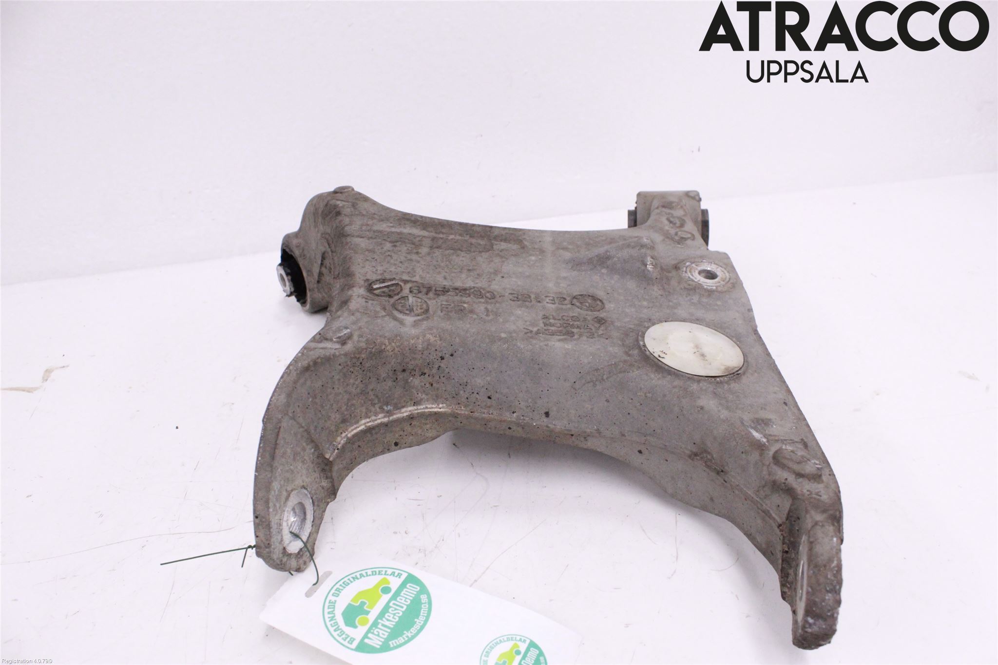 BMW 5 E60/61 Sed/Tou 02-10 Bärarm Bak Höger
