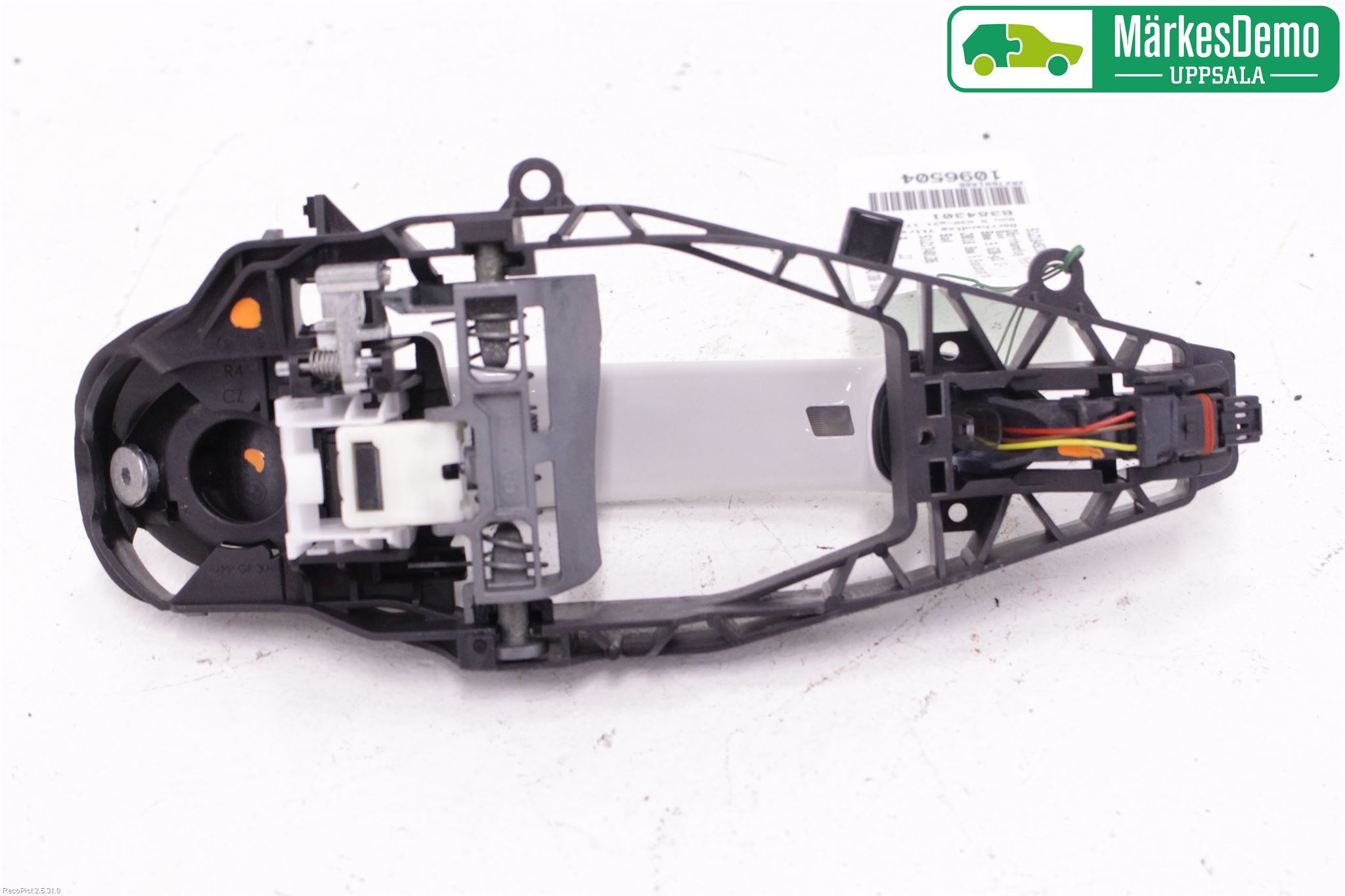 BMW 5 G30/G31/F90 17-23 Dörrhandtag Yttre Hö