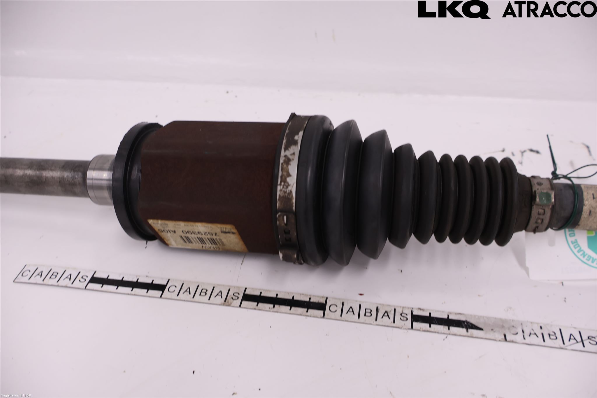 BMW 5 E60/61 Sed/Tou 02-10 Drivaxel Fram Höger