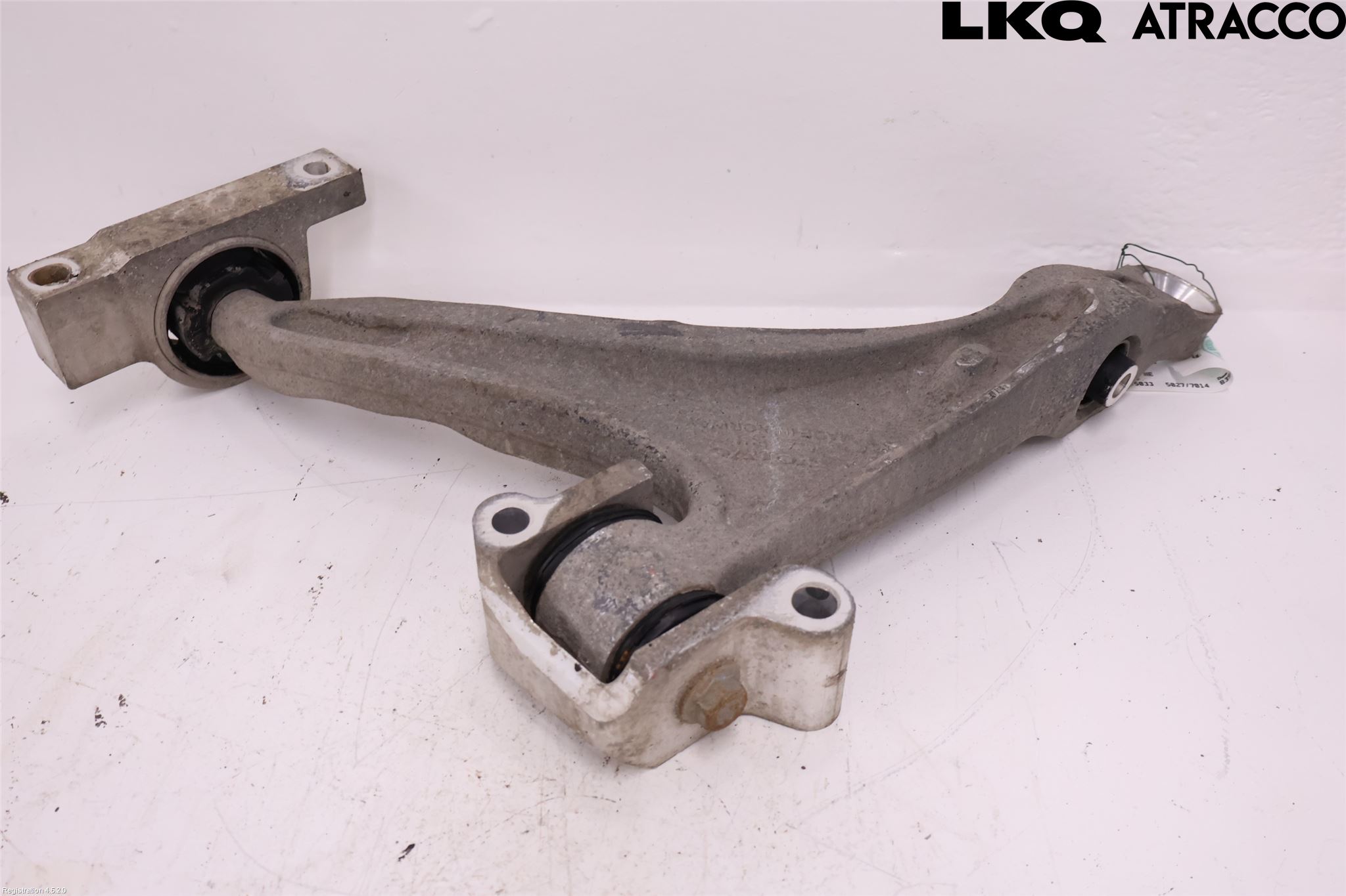 Volvo V90 17->> Bärarm Fram Undre Hö