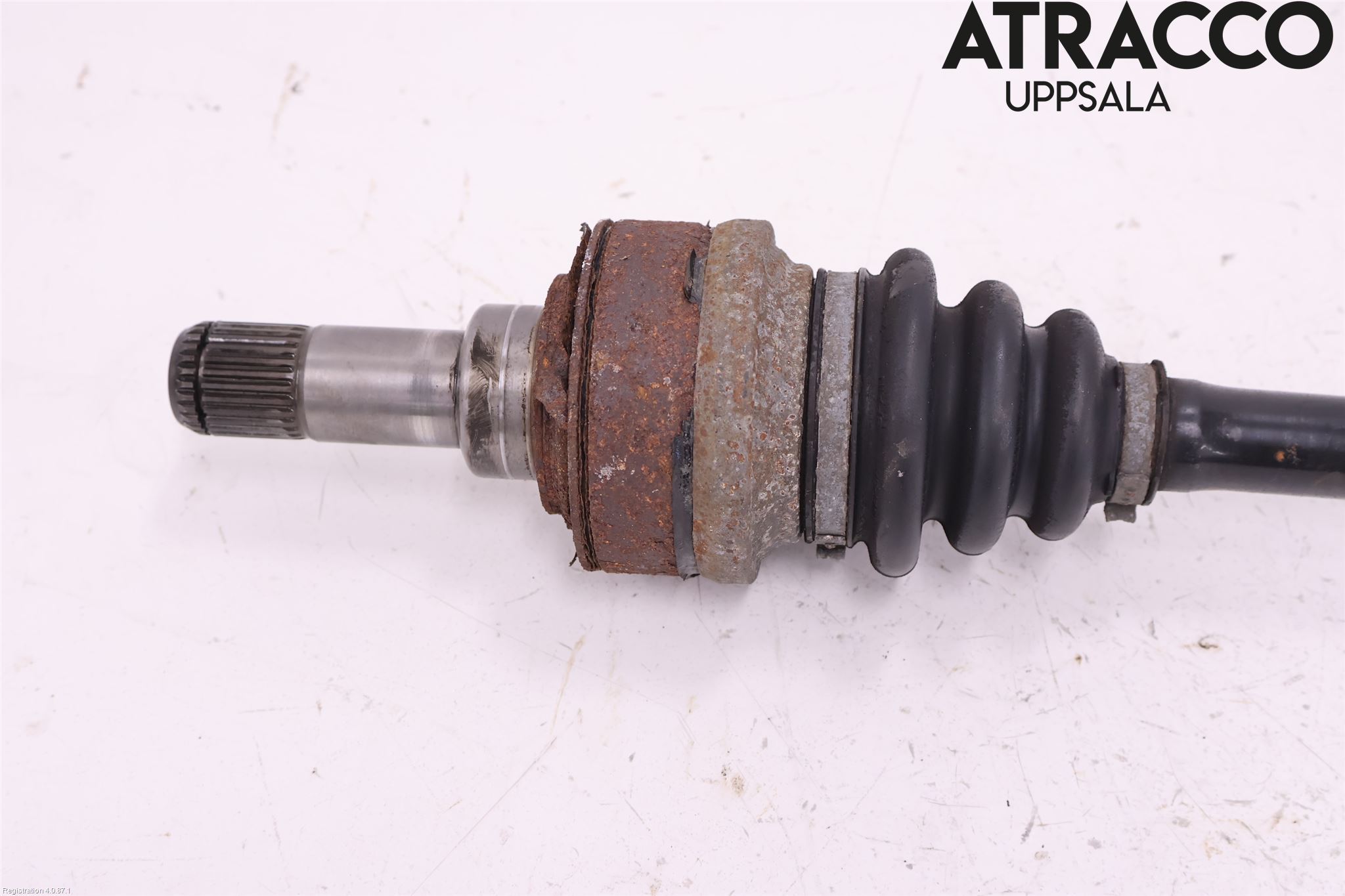 BMW 3 F30/F31/F80 12-19 Drivaxel Bak Vänster