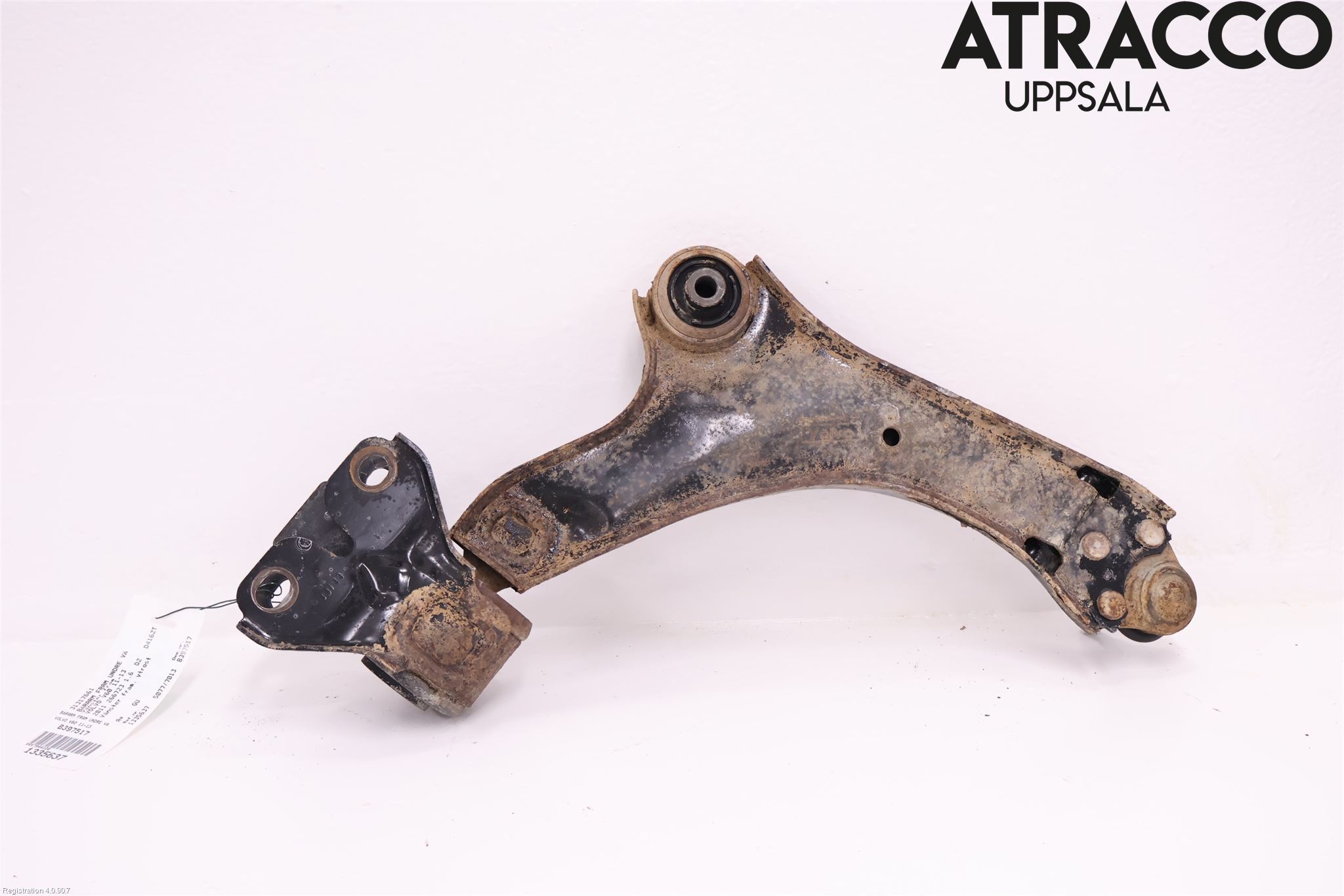 Volvo V60 11-13 Bärarm Fram Undre Vä