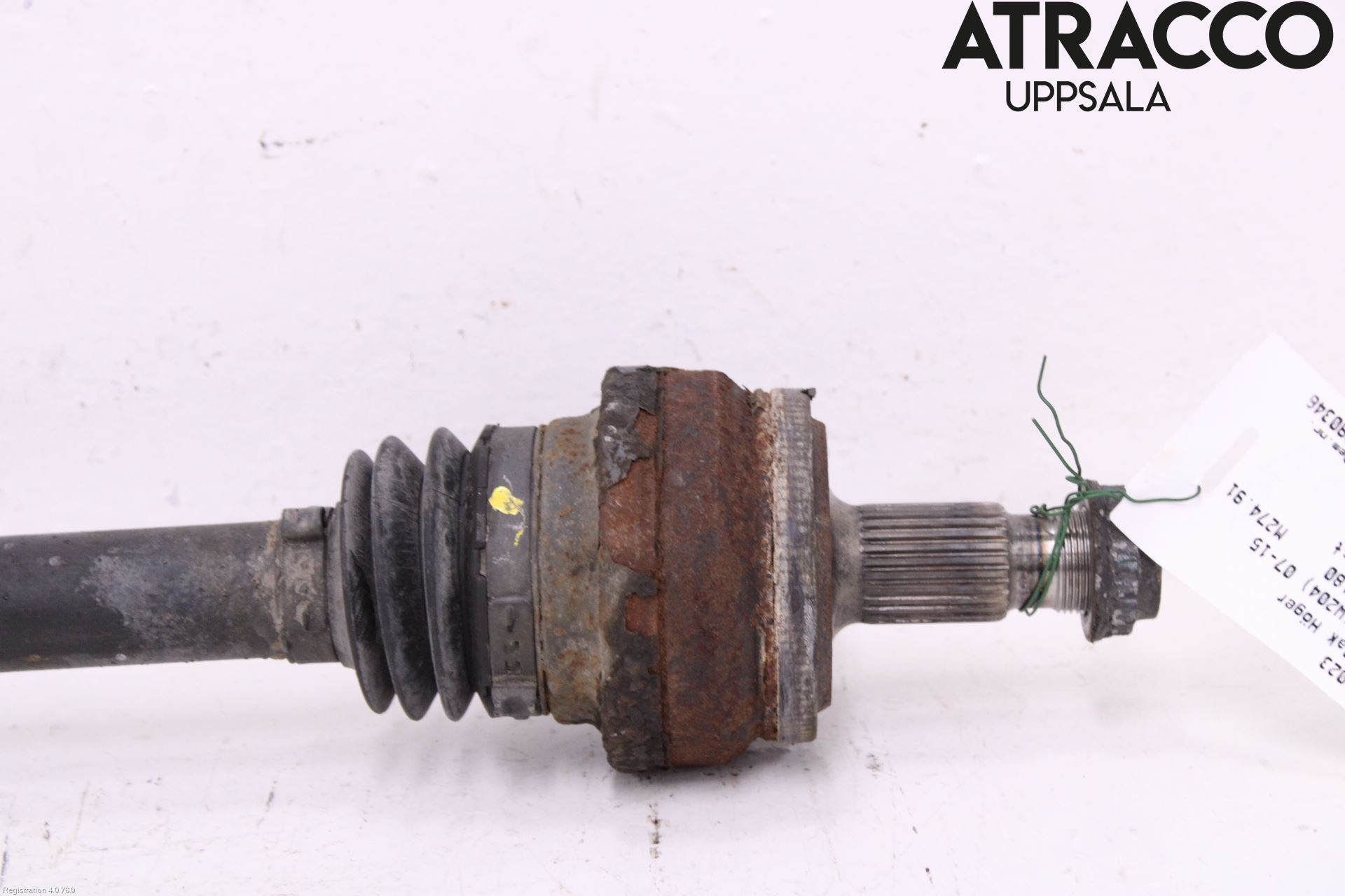 Mercedes-Benz MB C-KLASS (W204) 07-15 Drivaxel Bak Höger